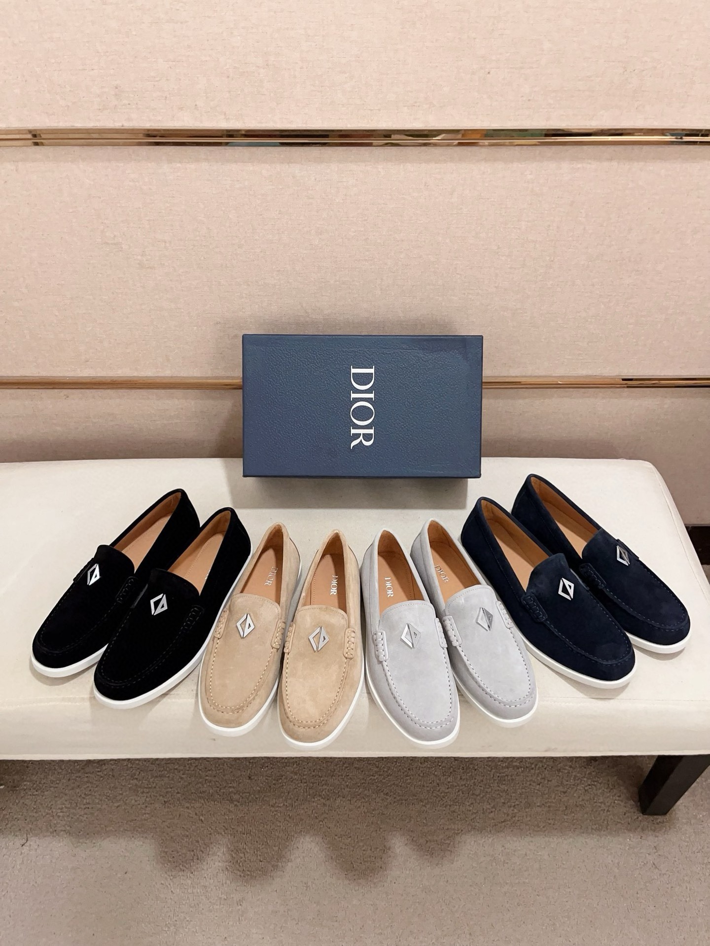 디* 신상 로얄 로퍼 스웨이드