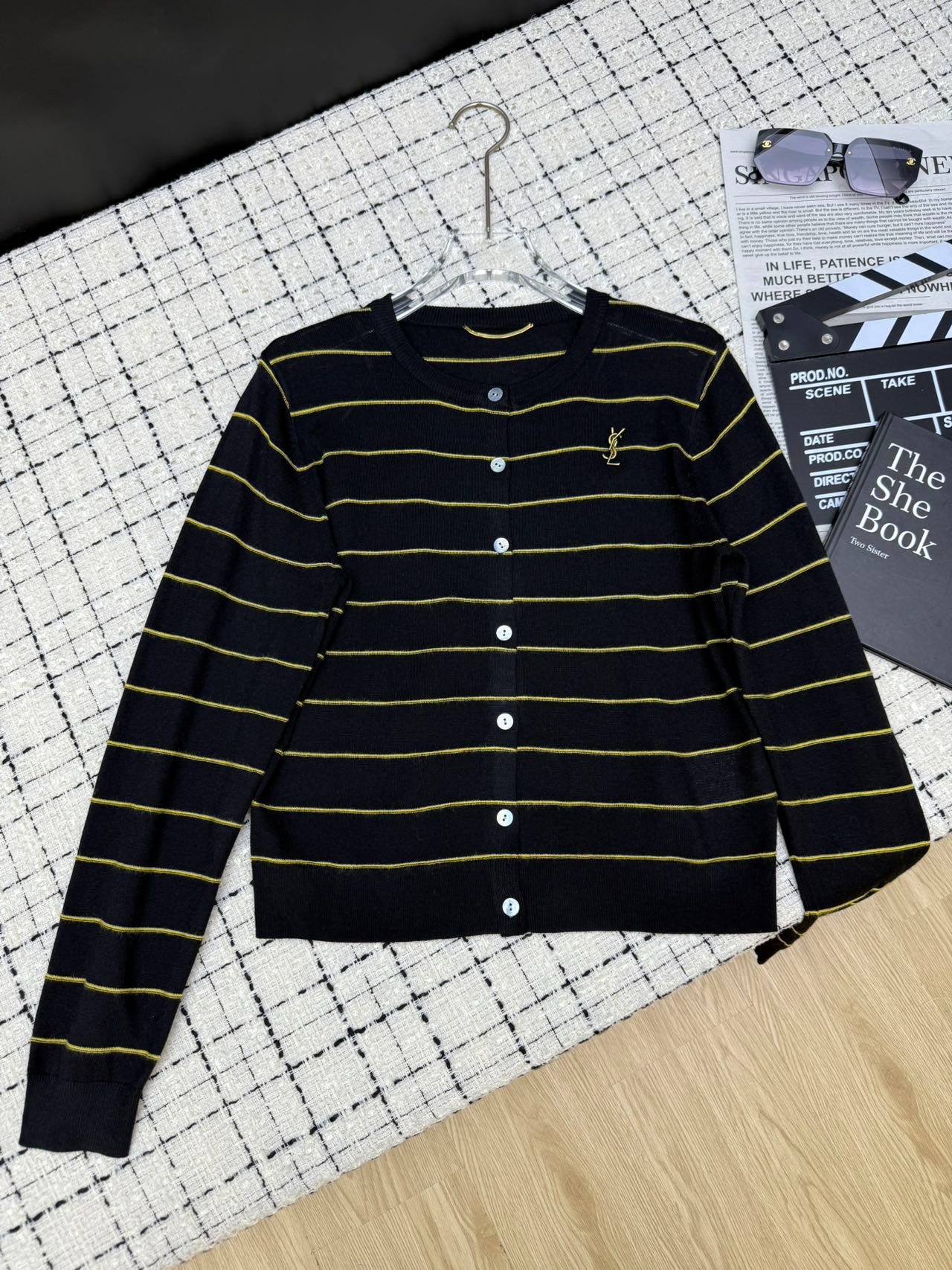 입*로랑 클래식 브로치 니트 가디건