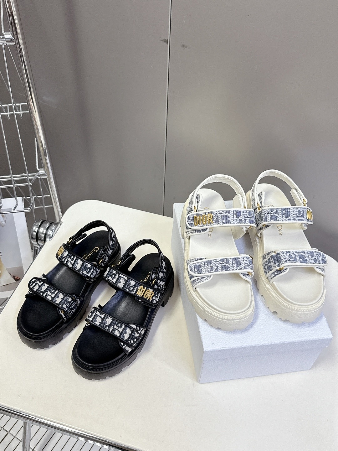 디* 봄여름 최신 벨크로 샌들