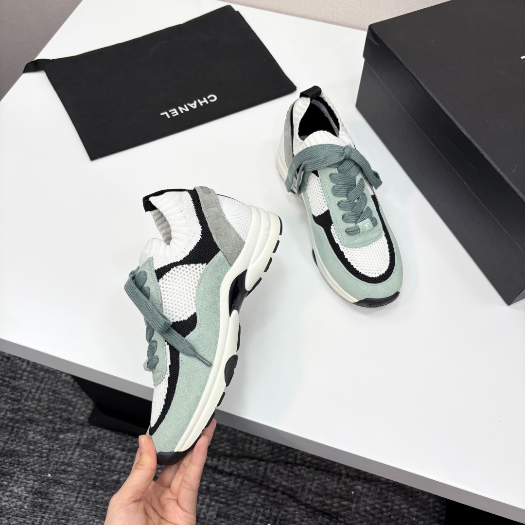 샤* 이른 봄 신상 모직 패치 스니커즈