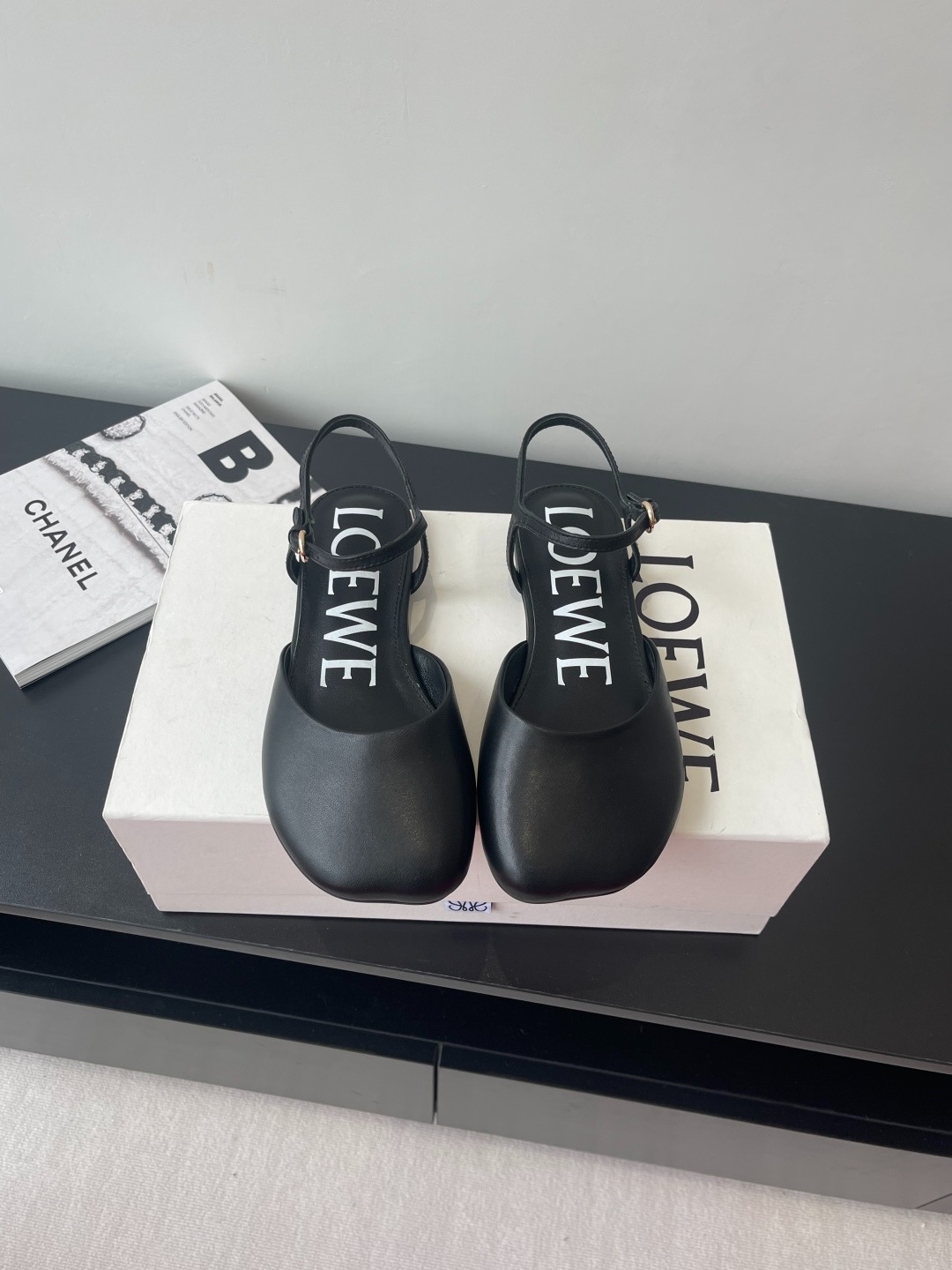 로*베 25ss 봄여름 신상 플랫 샌들