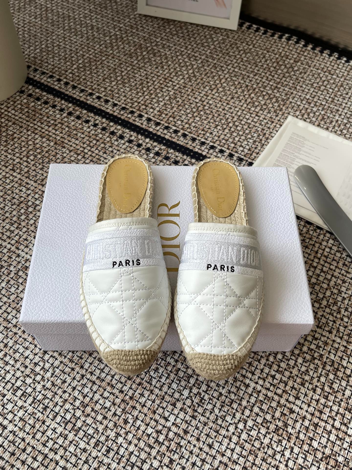 디* 25ss 신상 그랑빌 에스파듀