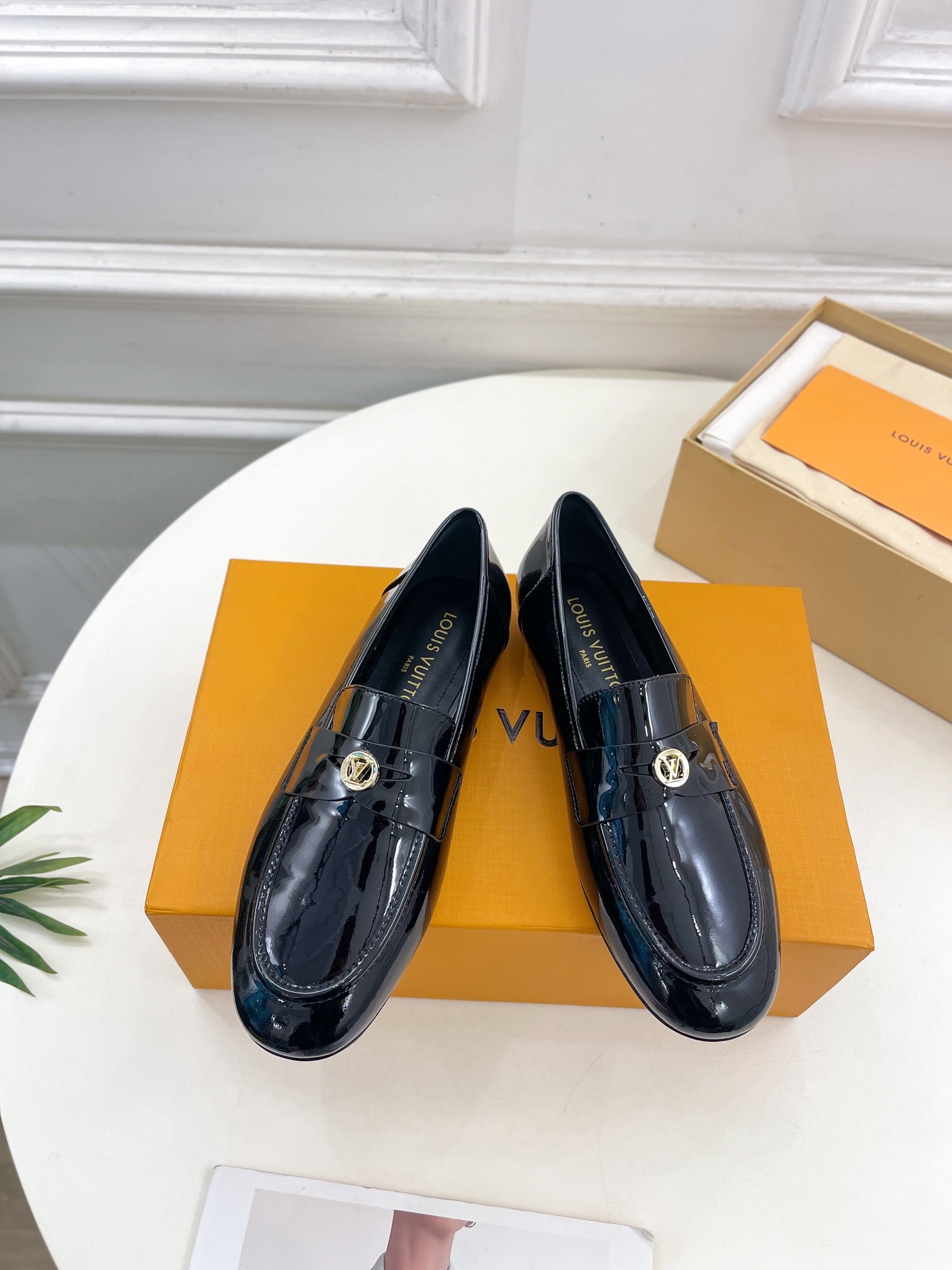 루*비통 25 뉴 프레스티지 프리미엄 플랫슈즈 하드탑