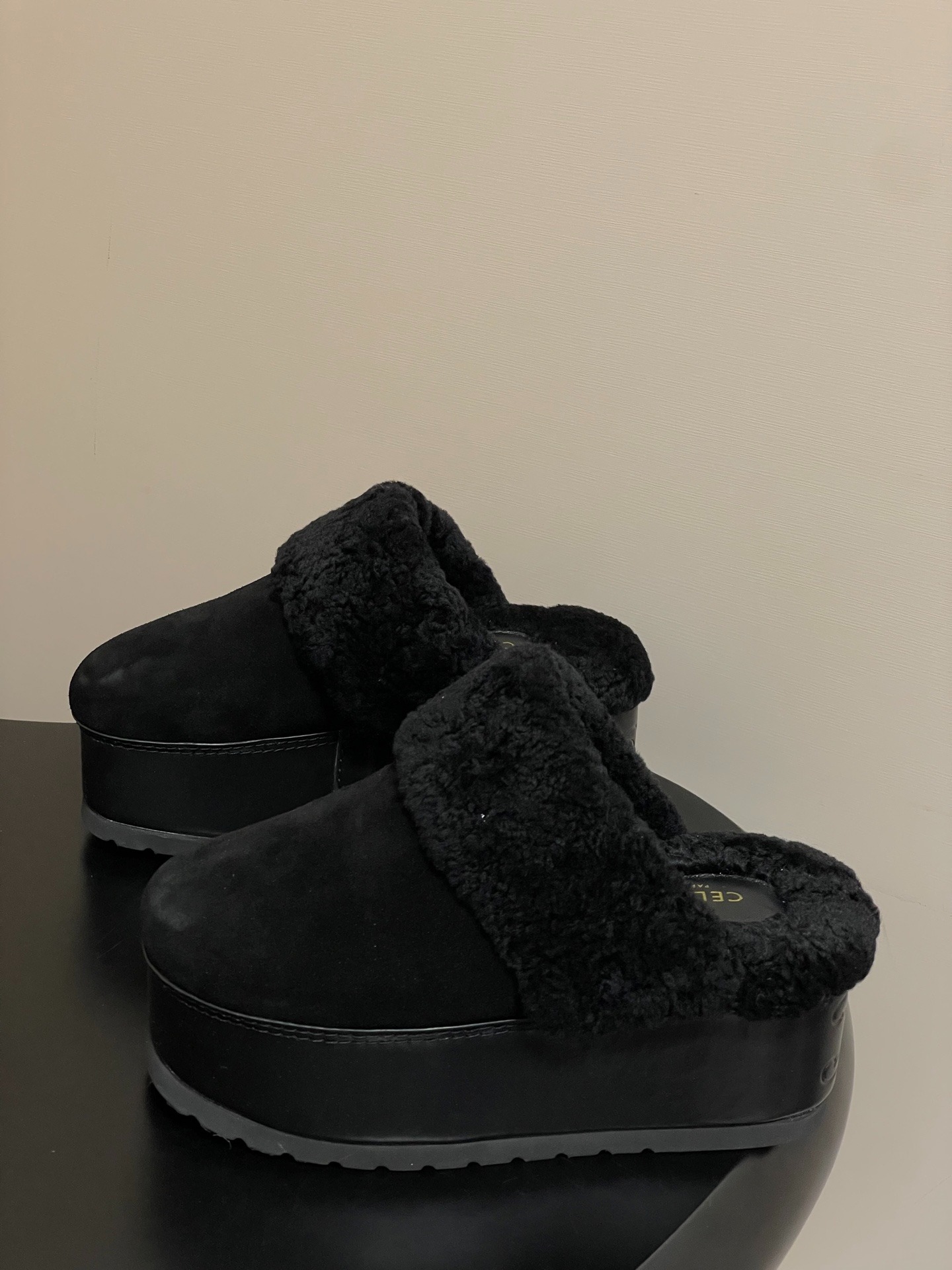 셀*느 25Fw 신상 울 세미 슬리퍼