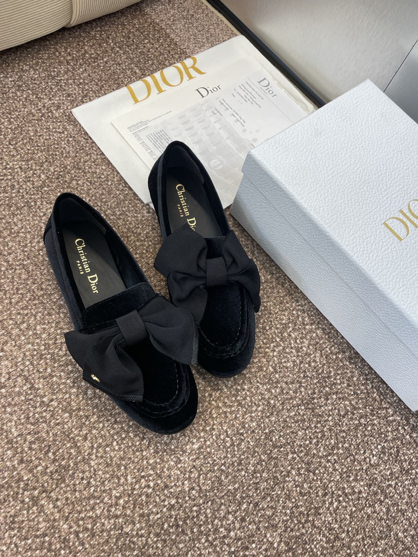 디* 25 신상 D-Issimo 플랫 리본 로퍼