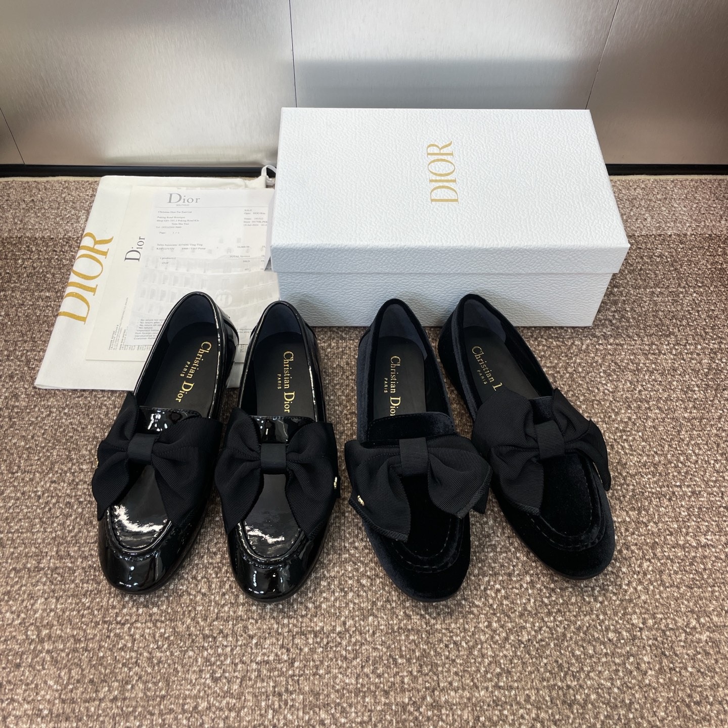 디* 25 신상 D-Issimo 플랫 리본 로퍼