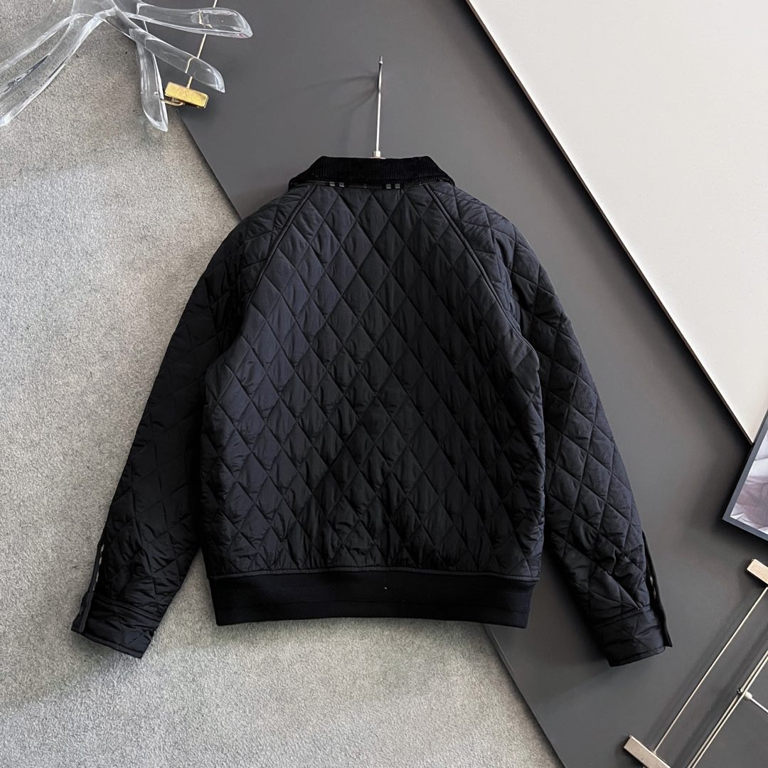 버*리 2025 신상 퀼팅 나일론 다운 재킷