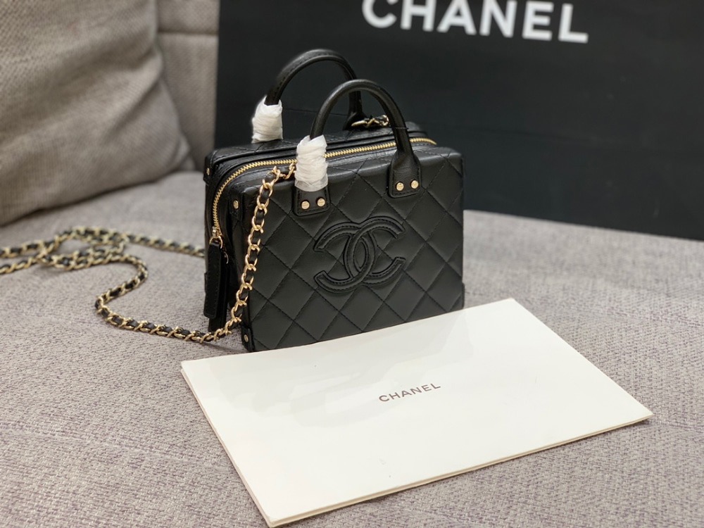 샤* 22B 탑핸들 베니티 체인 코스메틱 케이스 AS3345