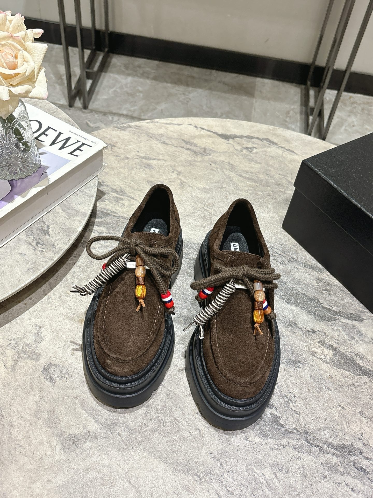 알*산더왕 통굽 로퍼