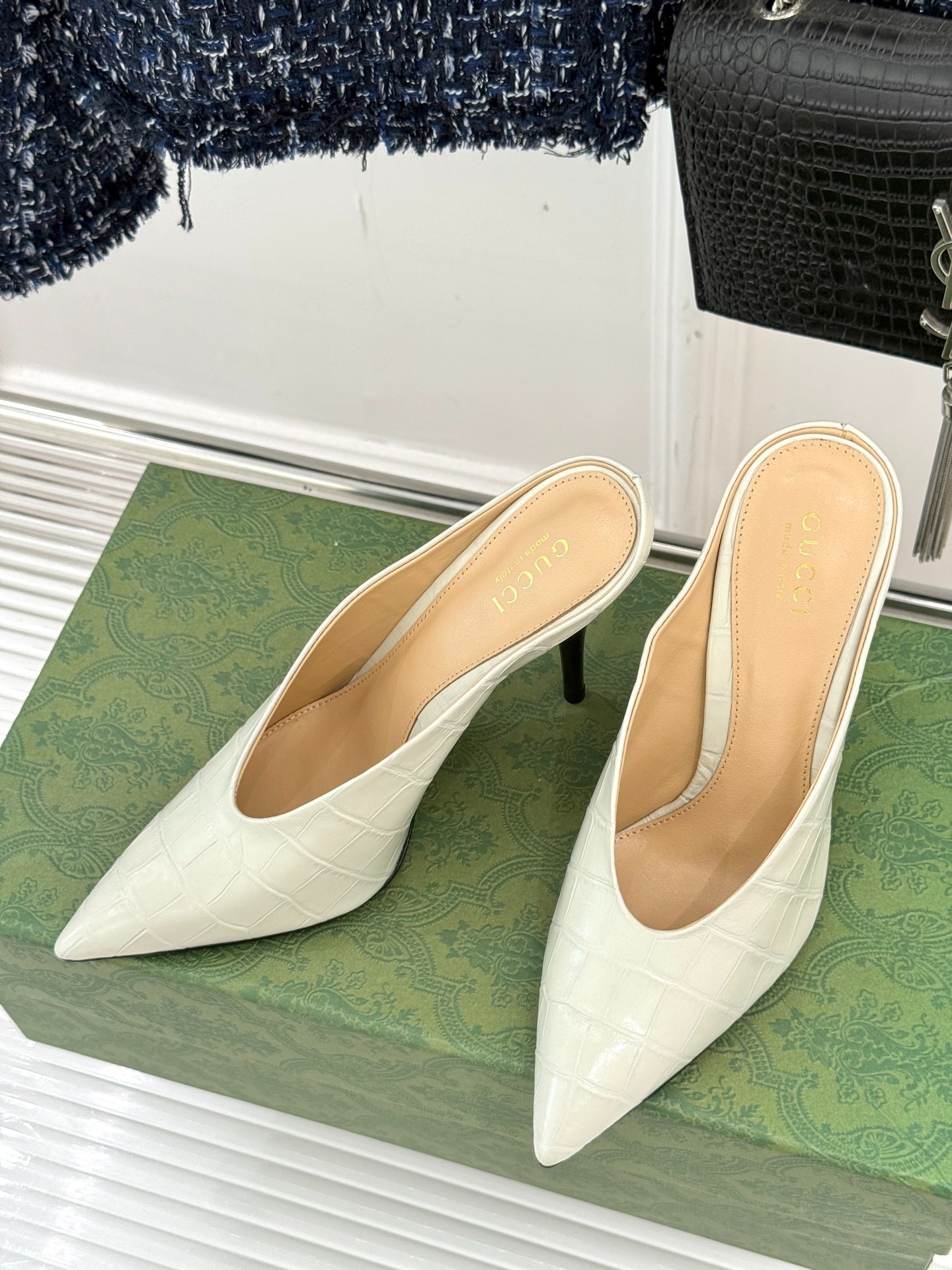 구* 25ss 봄여름 신상 스틸레토 힐 슬리퍼