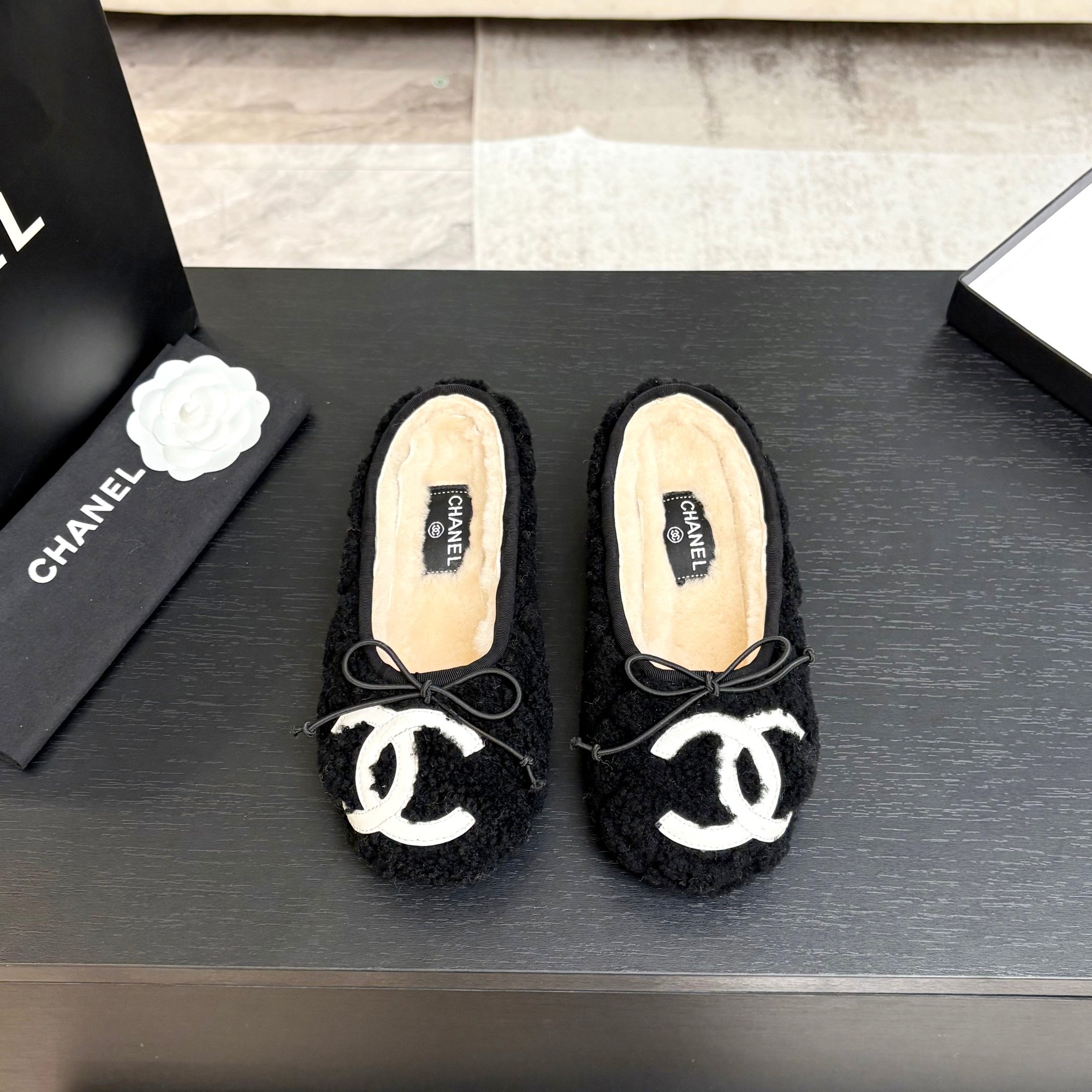 샤* 25K 신상 양털 세미슬리퍼