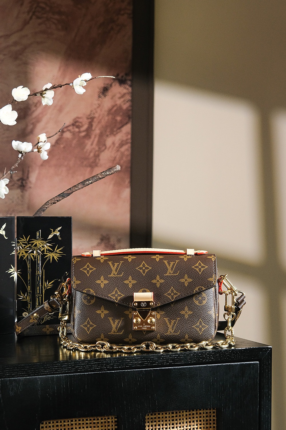 루이비통 포쉐트 메티스 이스트 웨스트 백