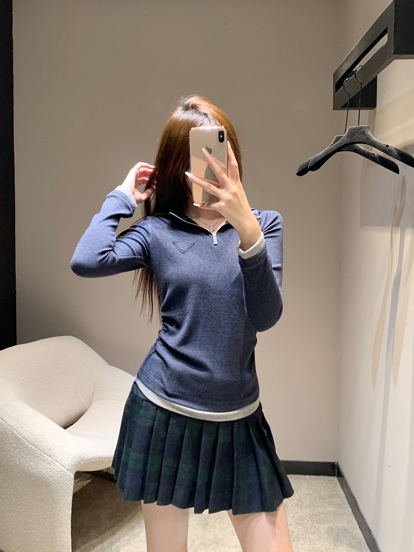 프*다 25Fw 신상 삼각 로고 후드 긴팔티