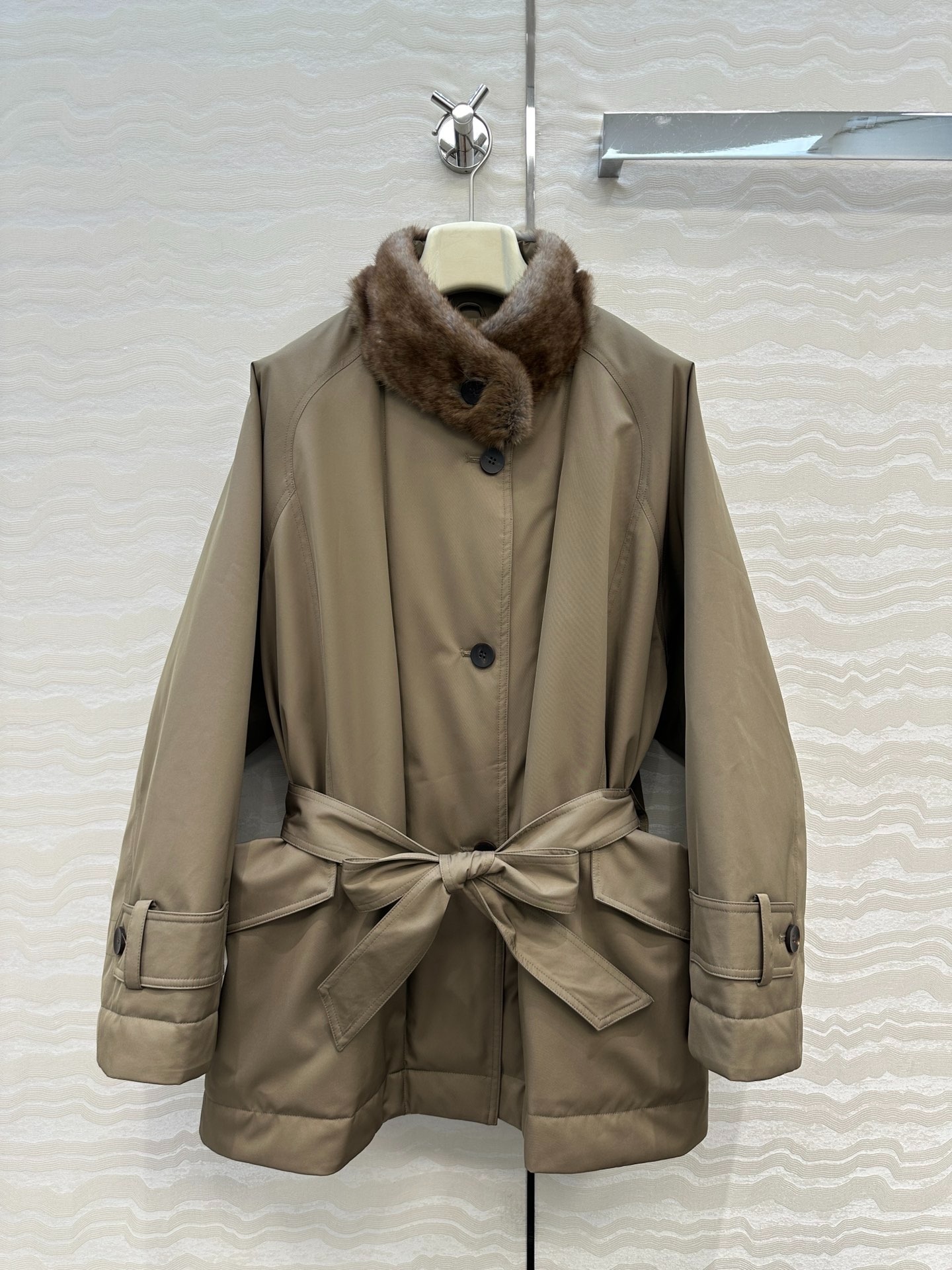 더*우 신상 폭스 퍼 칼라 패딩