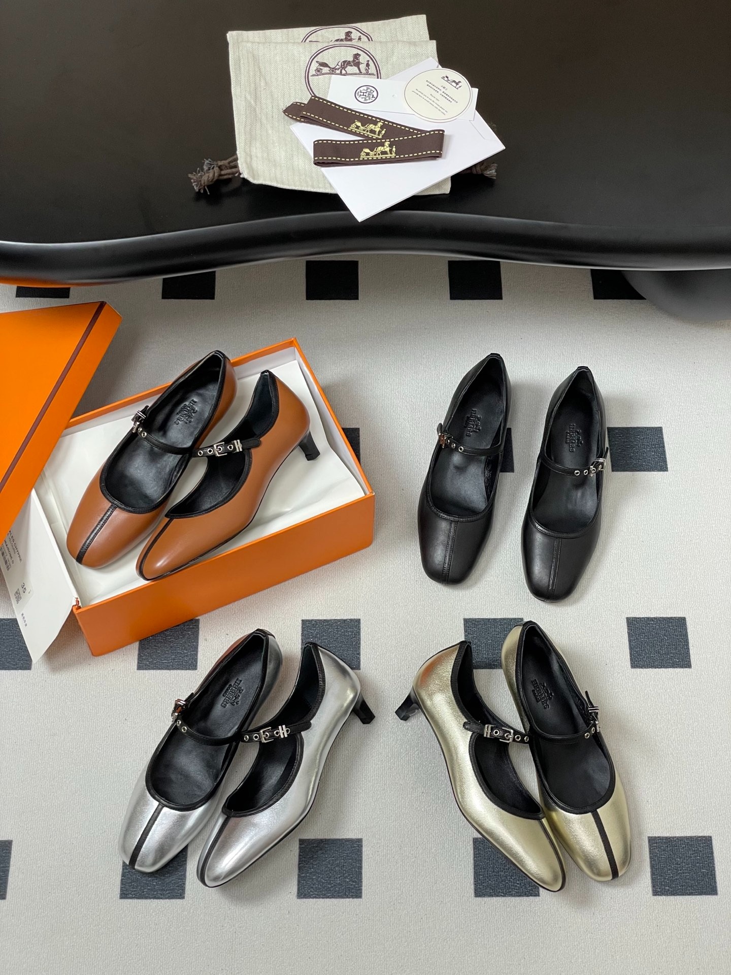 에*메스 25s 가을 신상 Liibeth 40힐