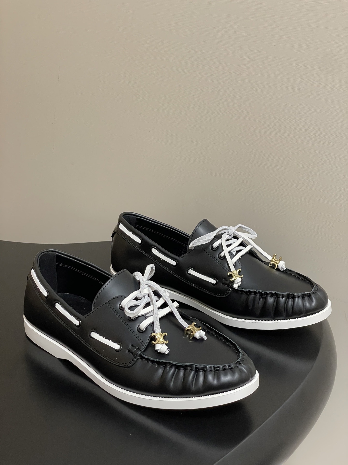 셀*느 25ss 신상 스트랩 플랫 로퍼