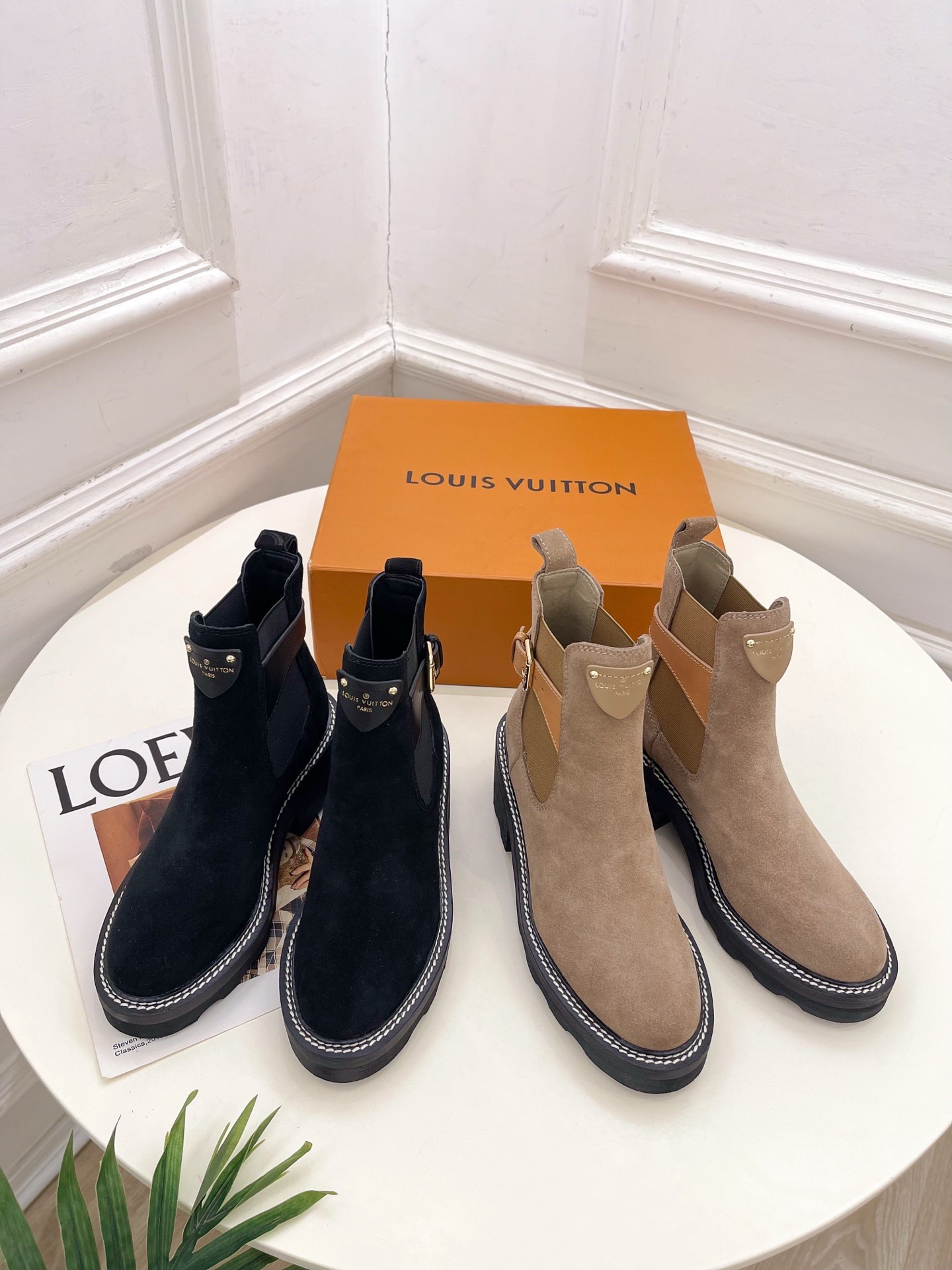 루*비통 25 신상 메탈 앵클 라이더 부츠