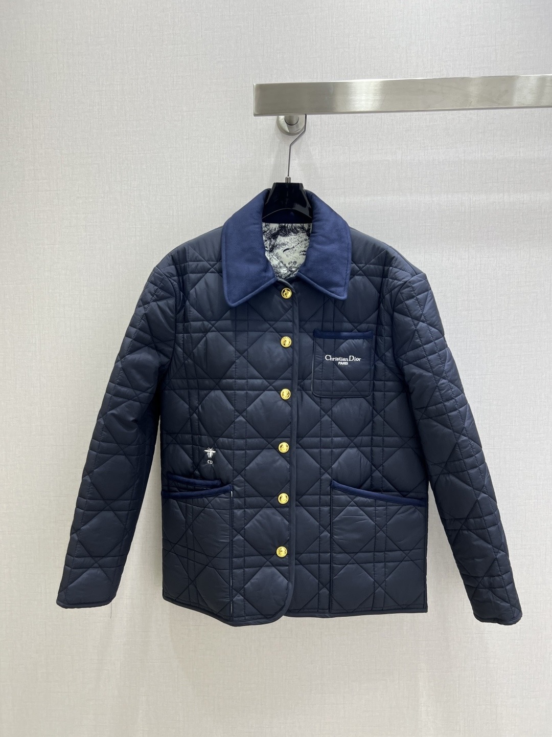 디* 25 신상 체크 누빔 패딩 코트