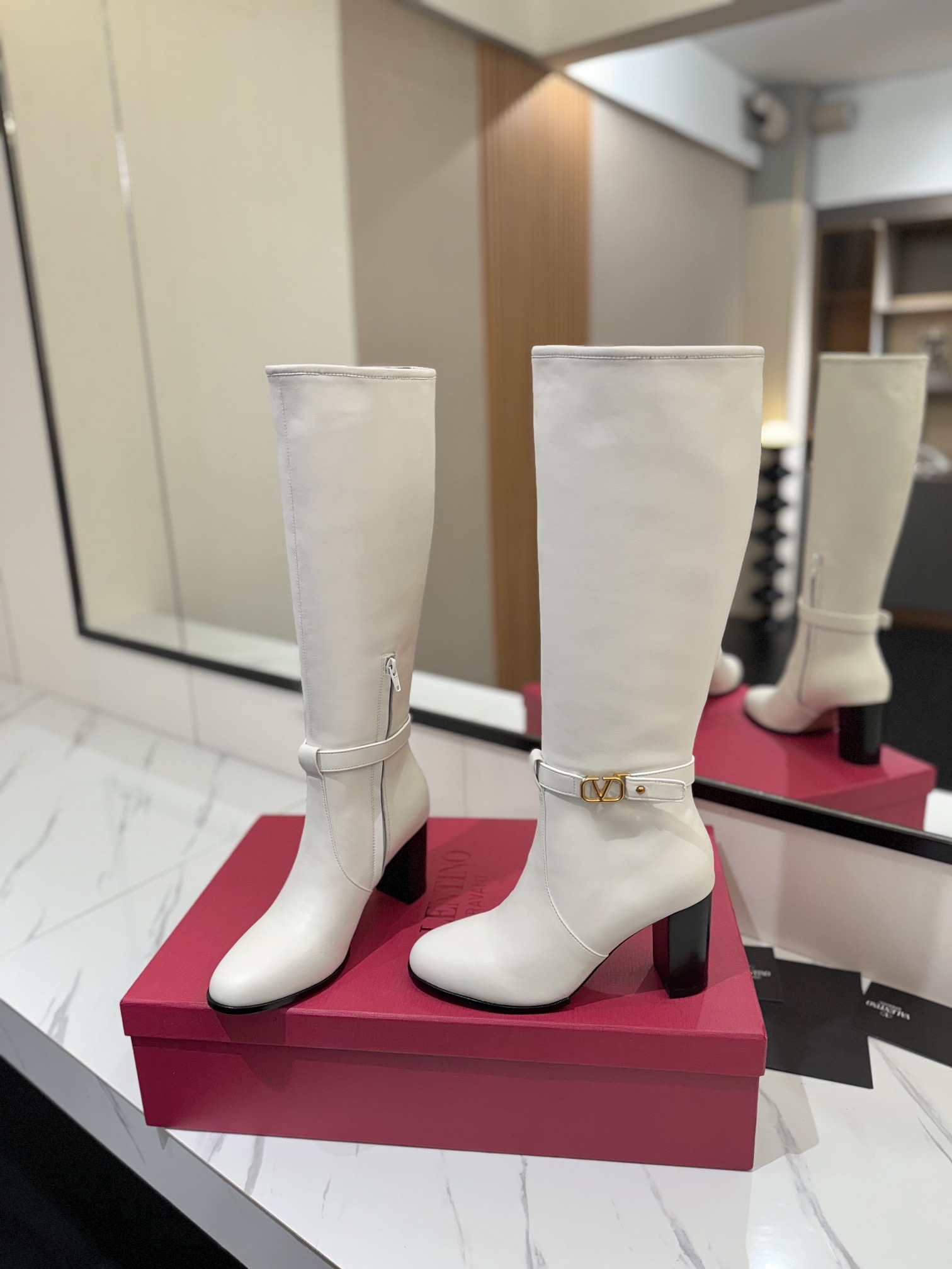 발*티노 25 신상 하이 부츠