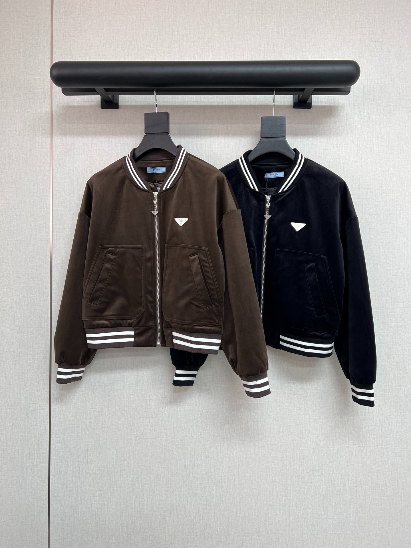 프*다 25년 신상 야구점퍼 벨벳 숏코트