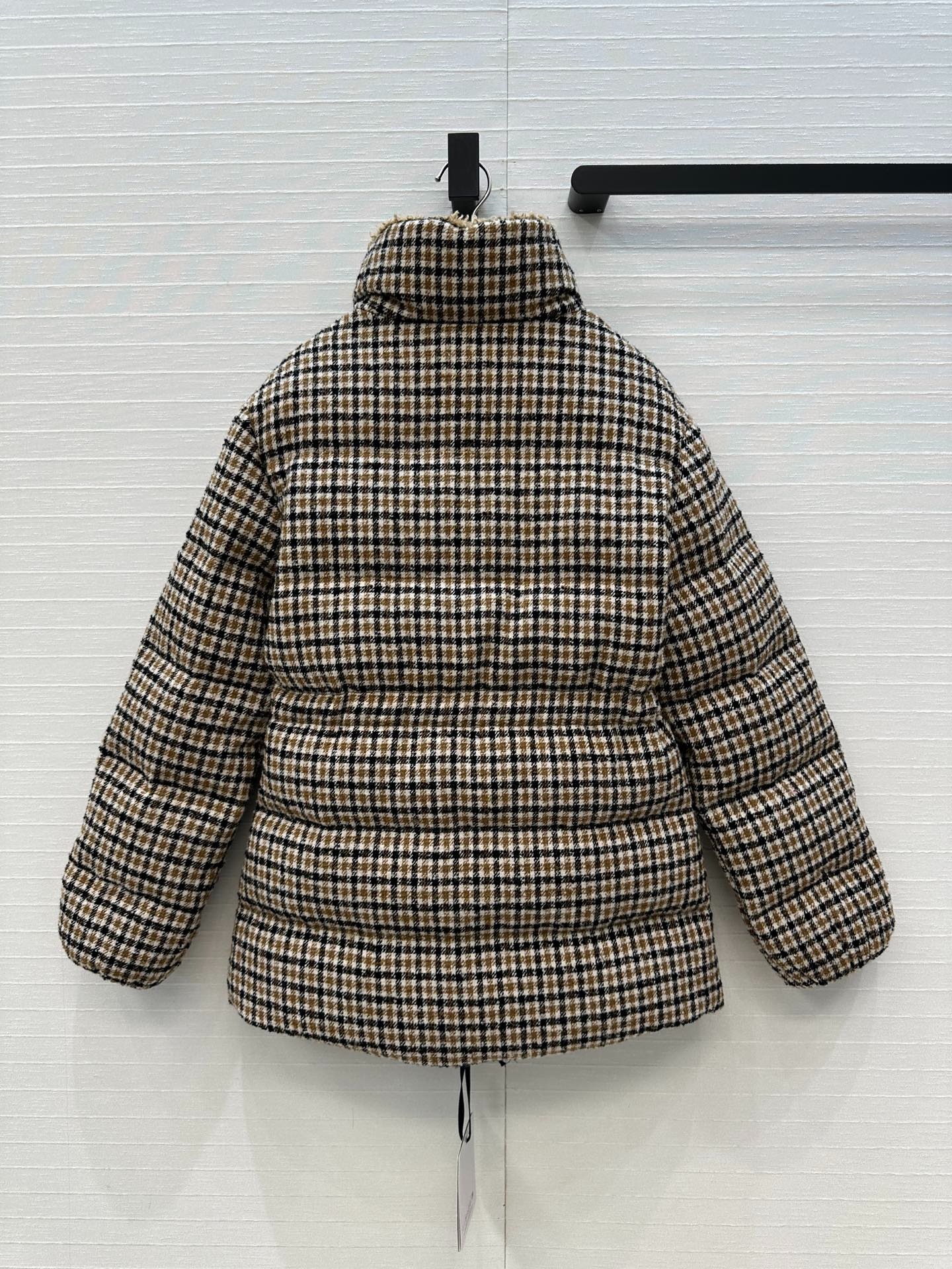 몽*레르 울 하운드투스 패딩