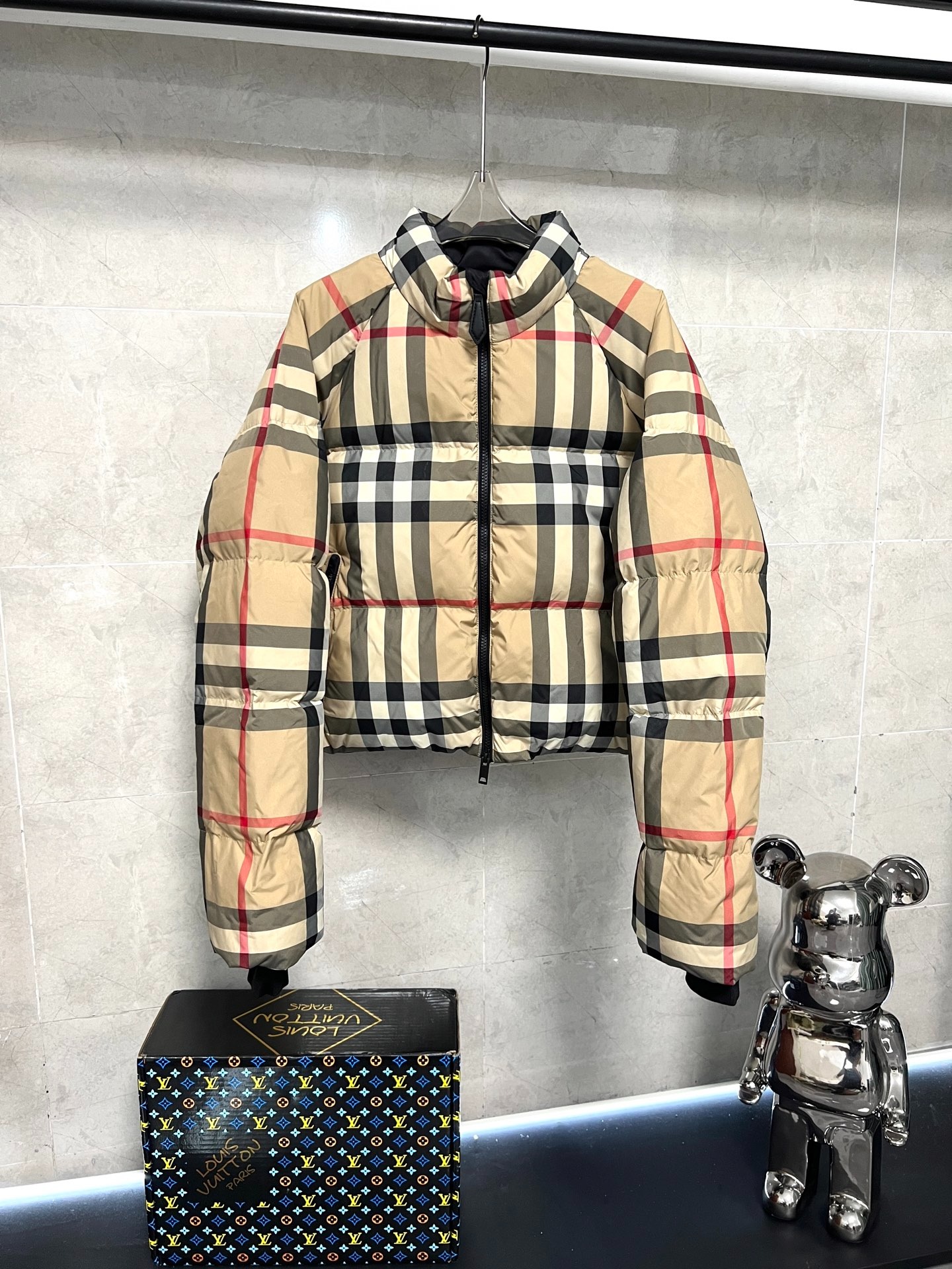 버*리 체크 여성 숏패딩