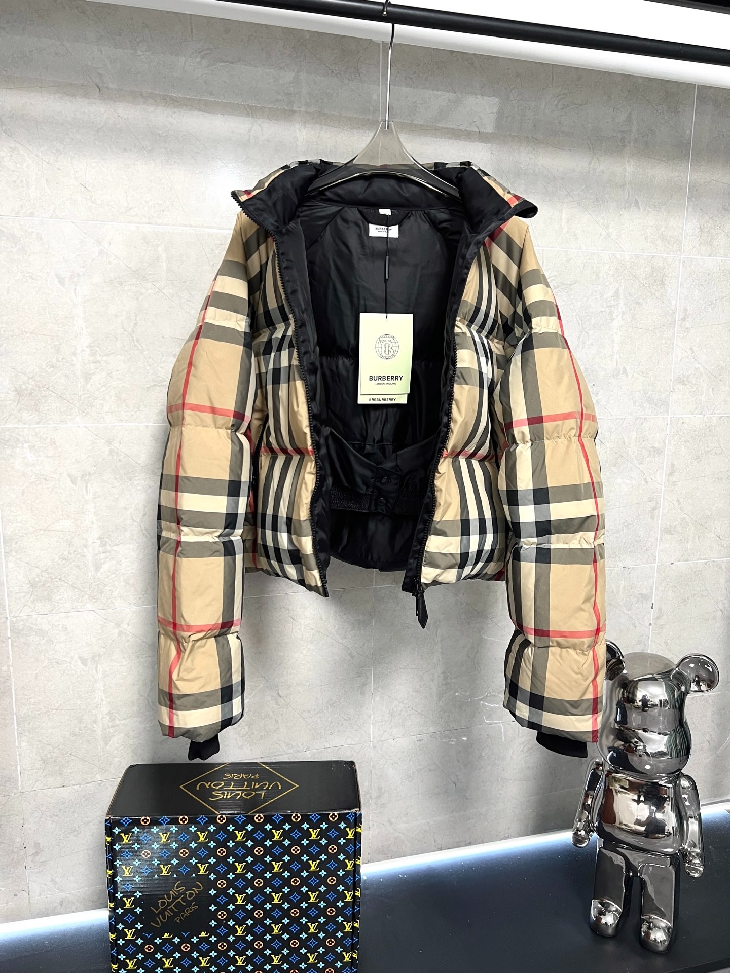 버*리 체크 여성 숏패딩