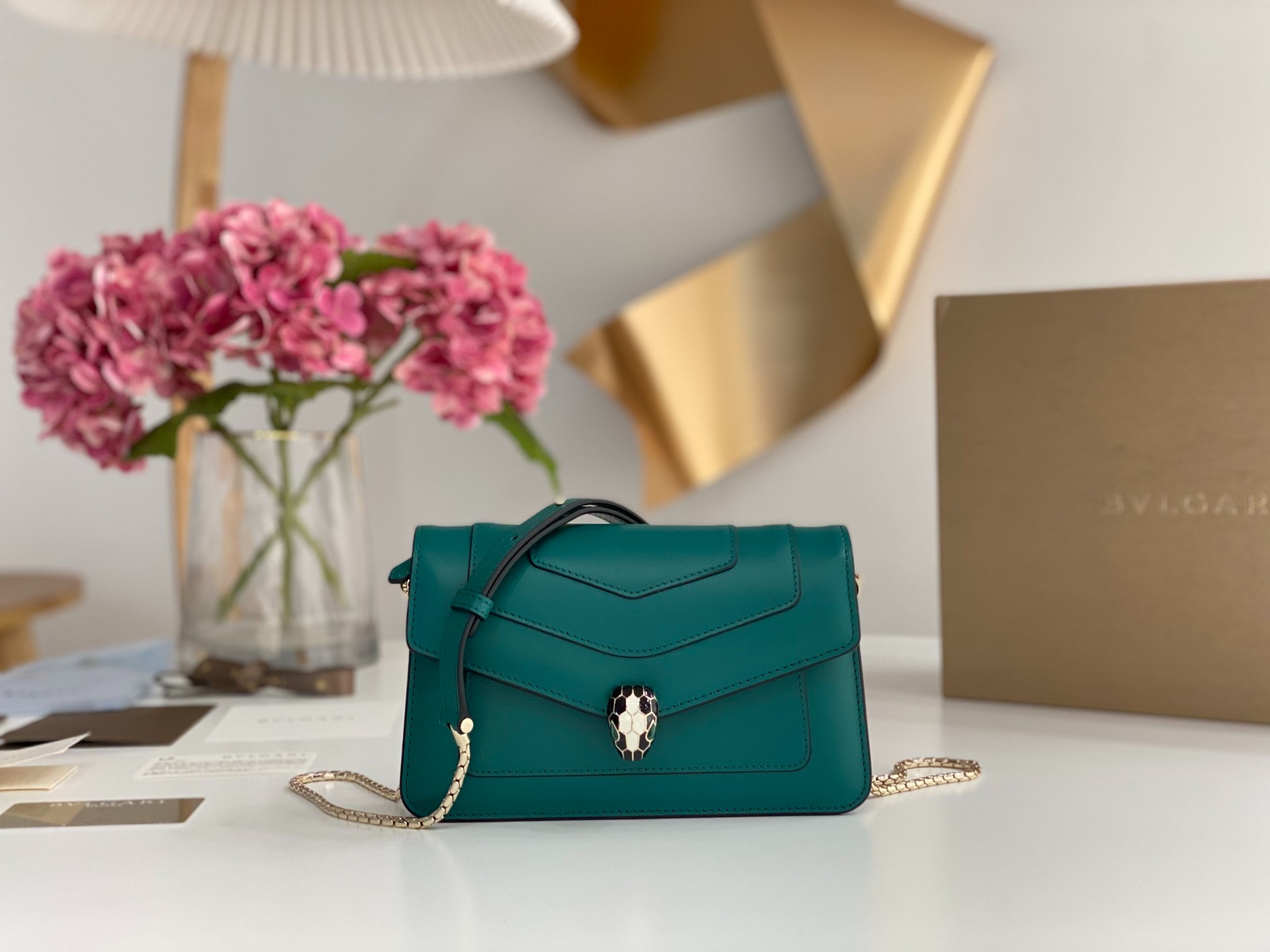 불*리 24ss 세르펜티 Forever East-West 스몰 숄더백