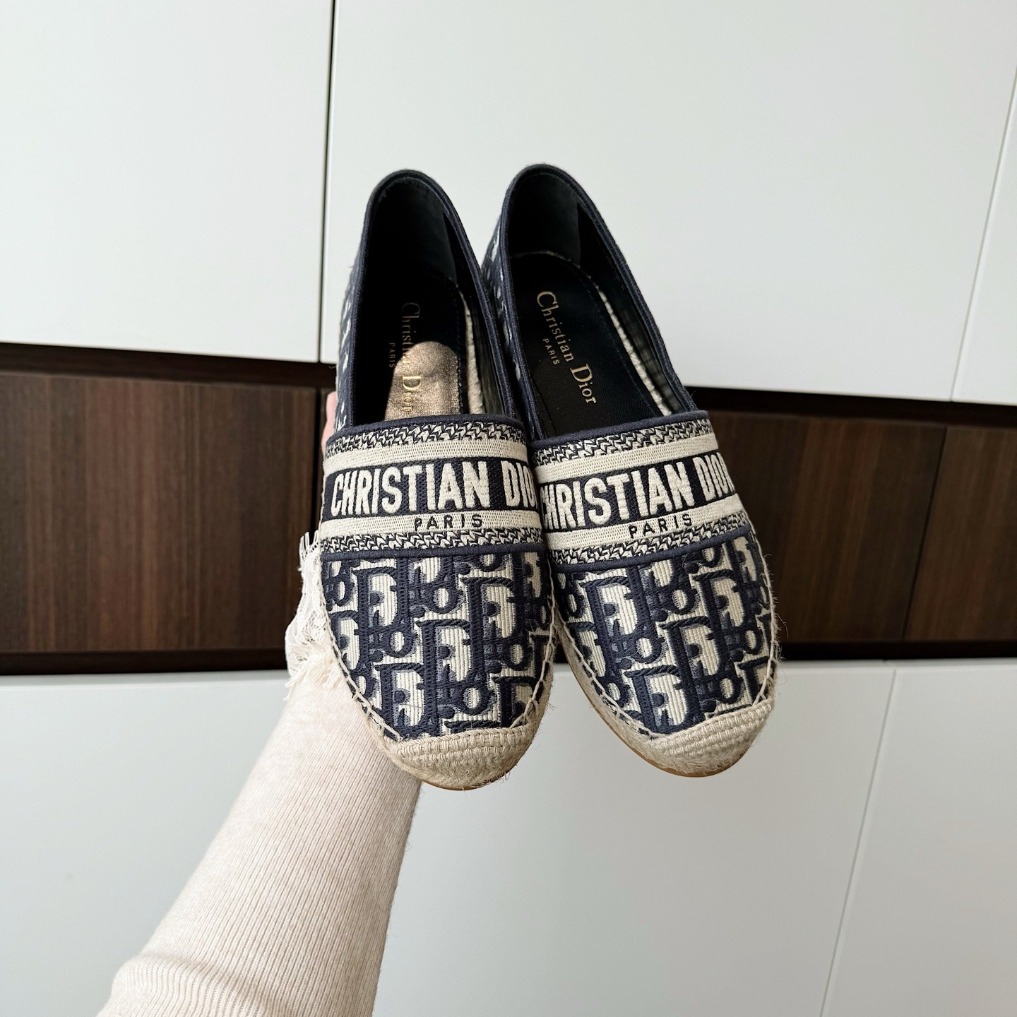 디* 그랑빌 오블리크 에스파듀