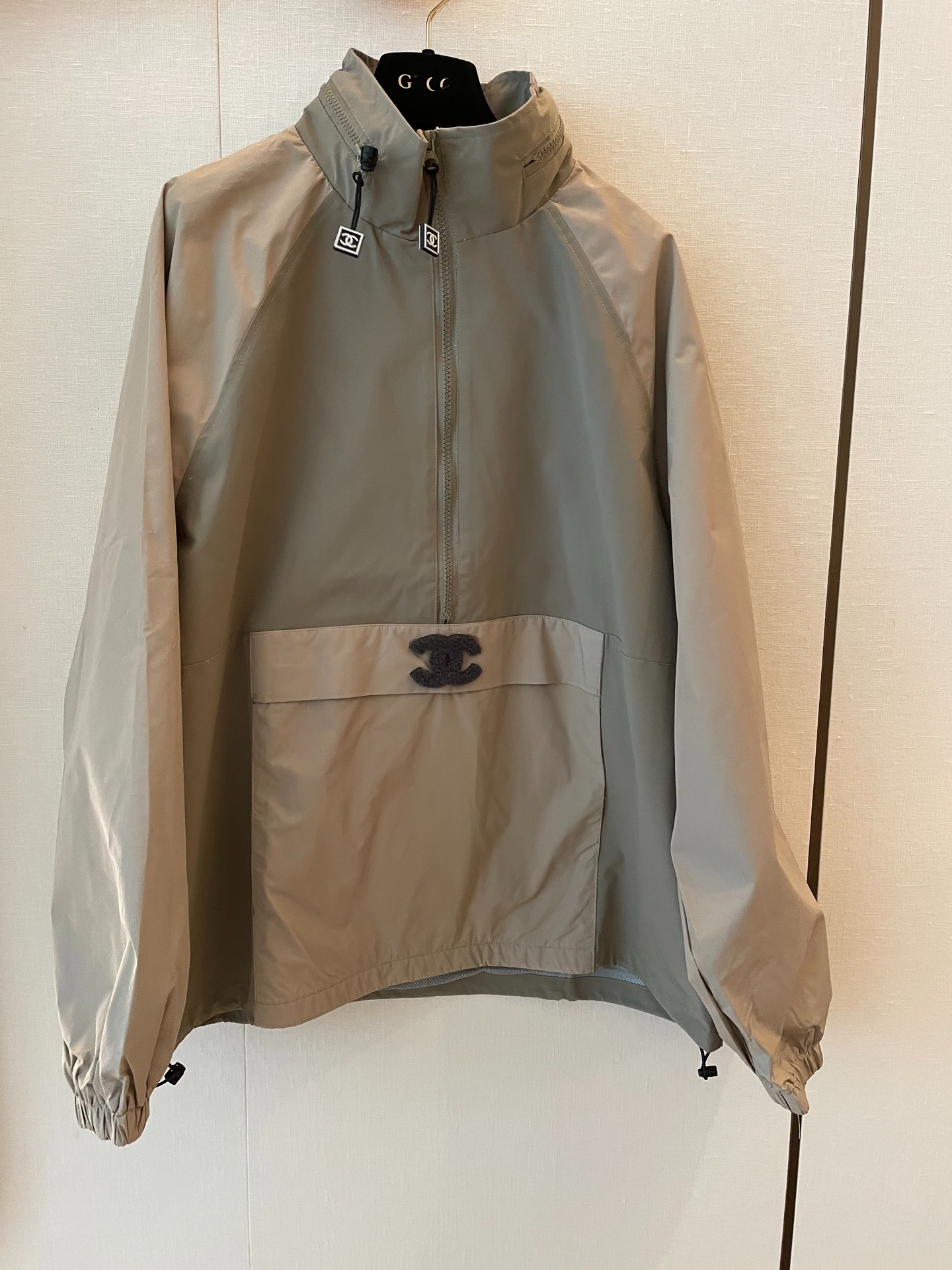 샤* 체인 반집업 바람막이