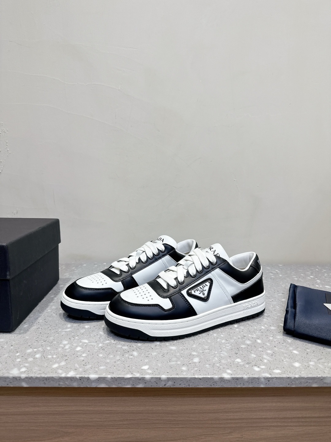프*다 25ss 신상 스니커즈 운동화