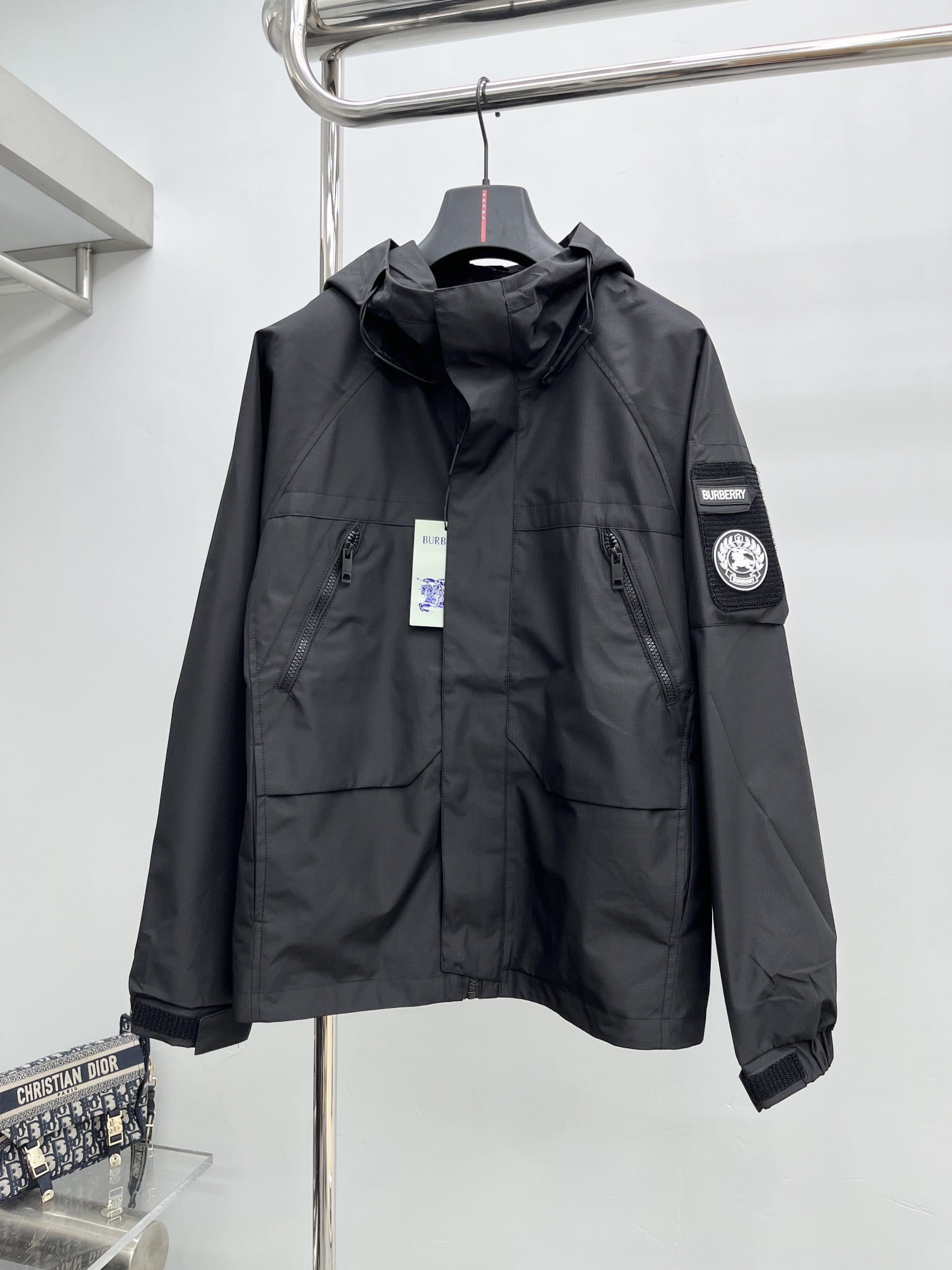 버*리 25ss 신상 재킷