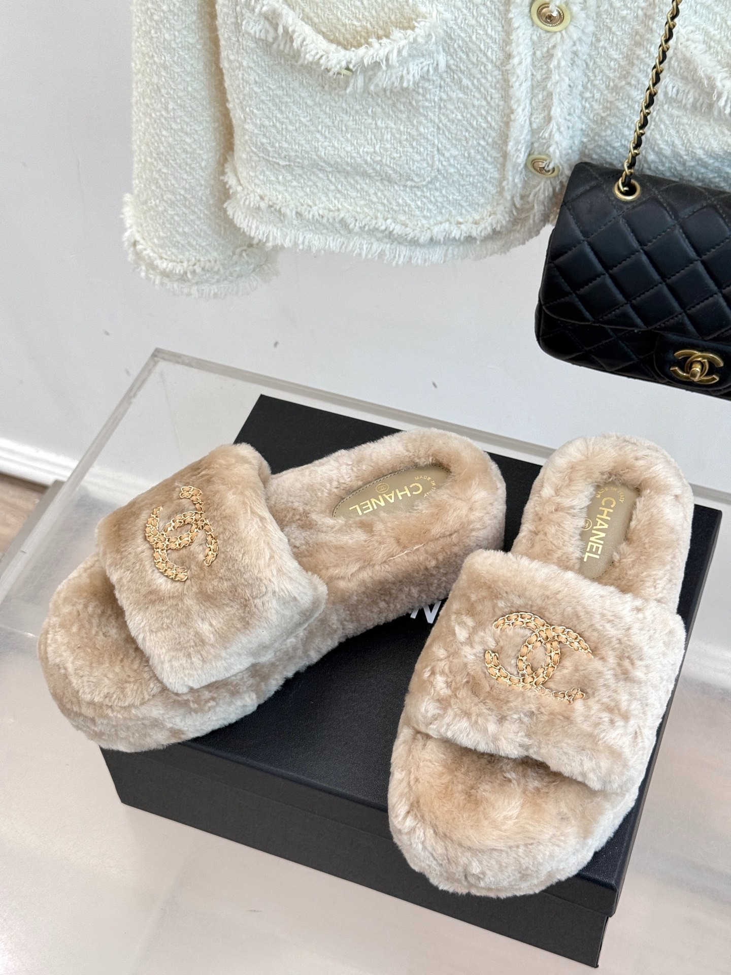 샤* 클래식 스트랩 통굽 슬리퍼