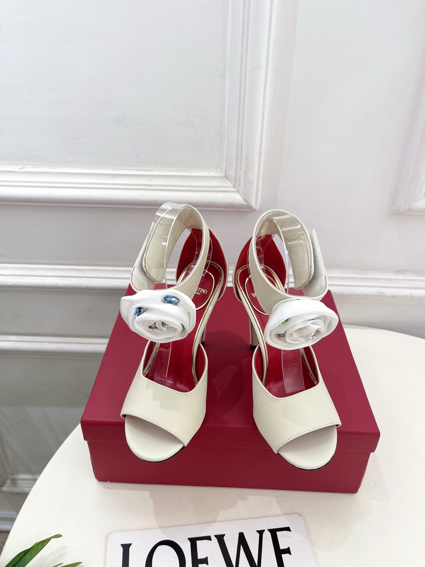 발*티노 25 신상 크리스탈 플라워힐