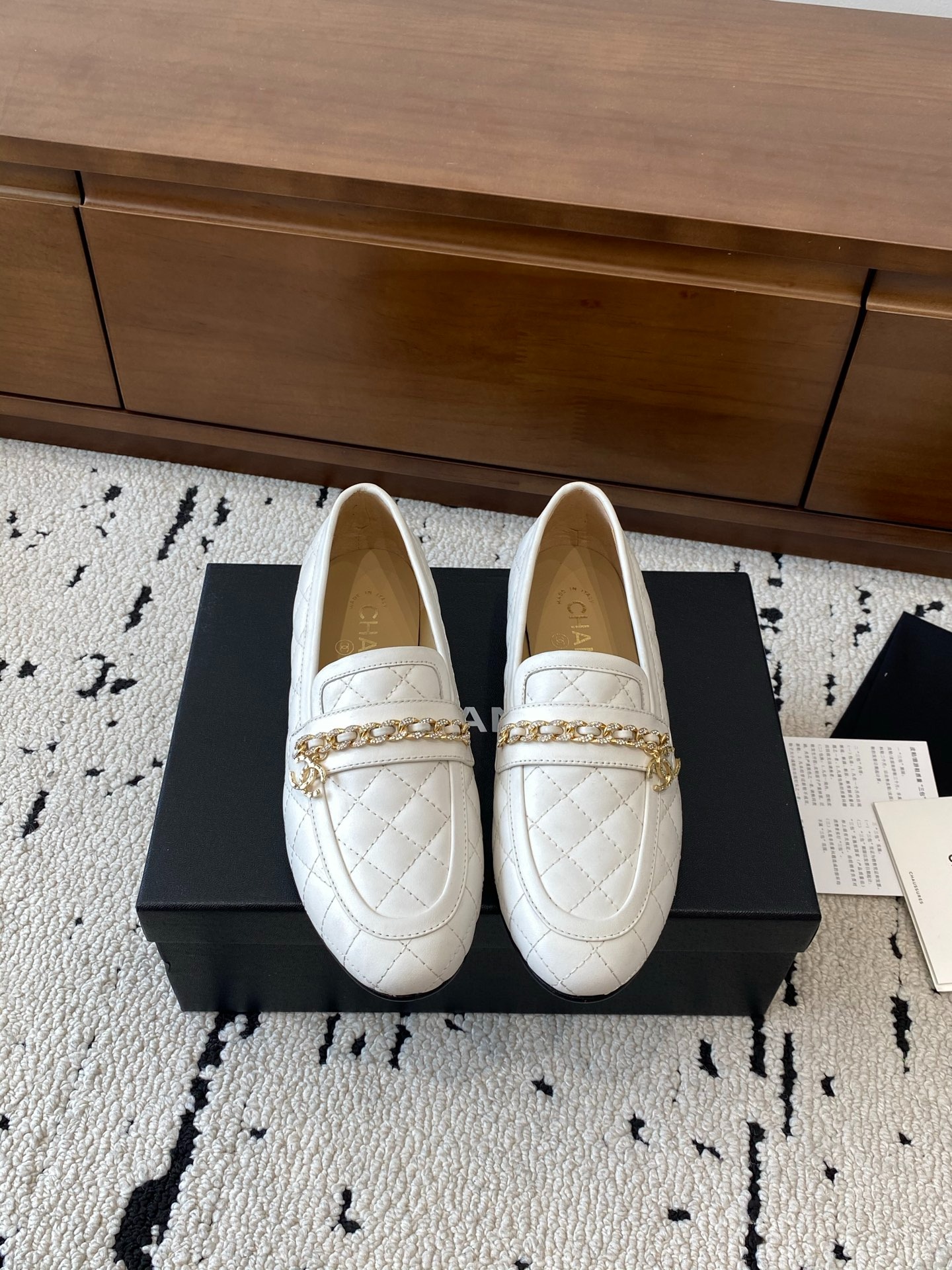 샤* 25C 가을/겨울 신상 스틸레토 플랫