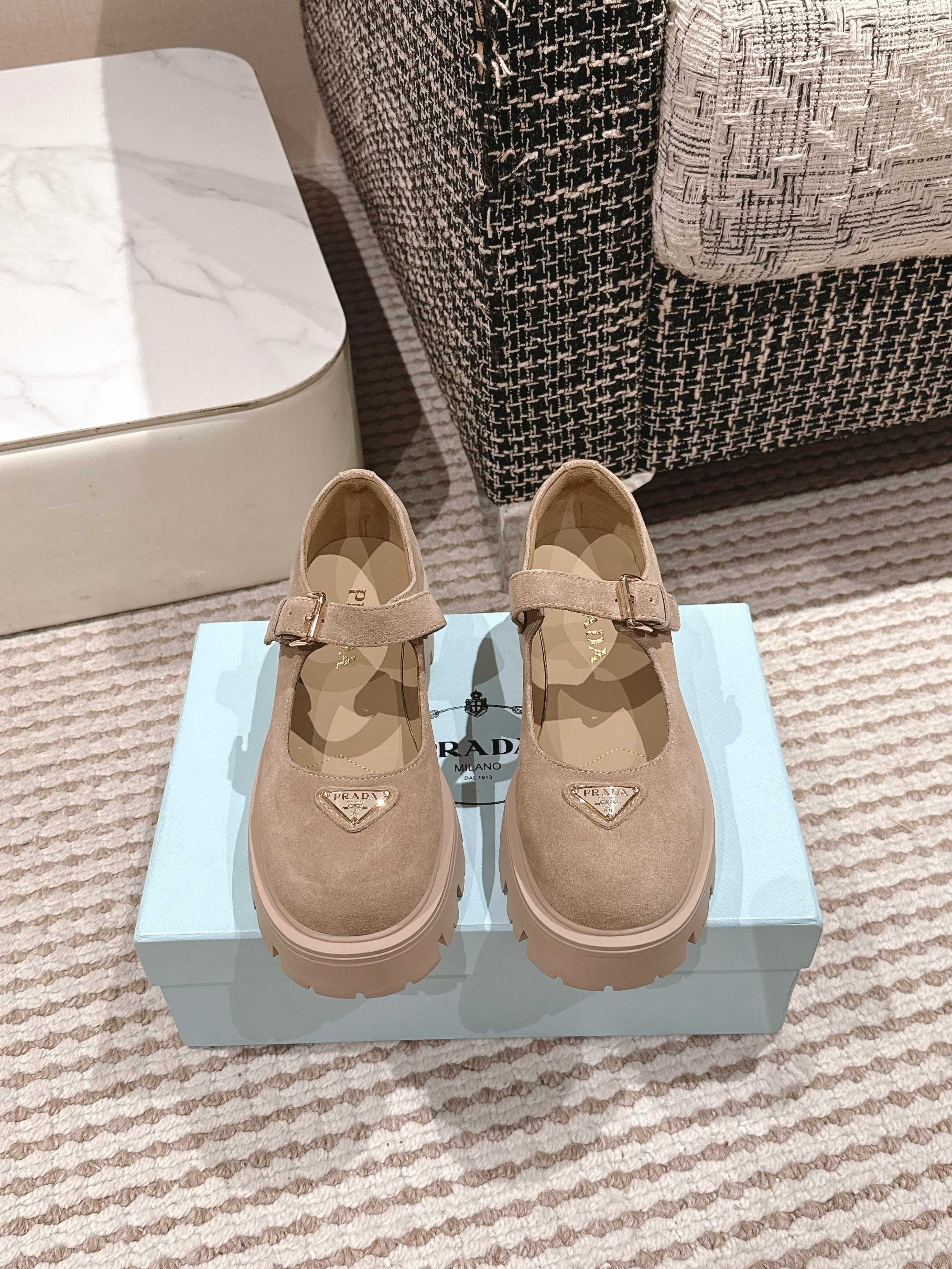 프*다 25SS 신상 통굽 메리제인 슈즈