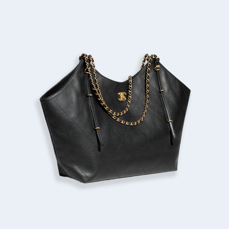 샤넬 맥시 쇼핑백 카프스킨 골드 메탈 블랙