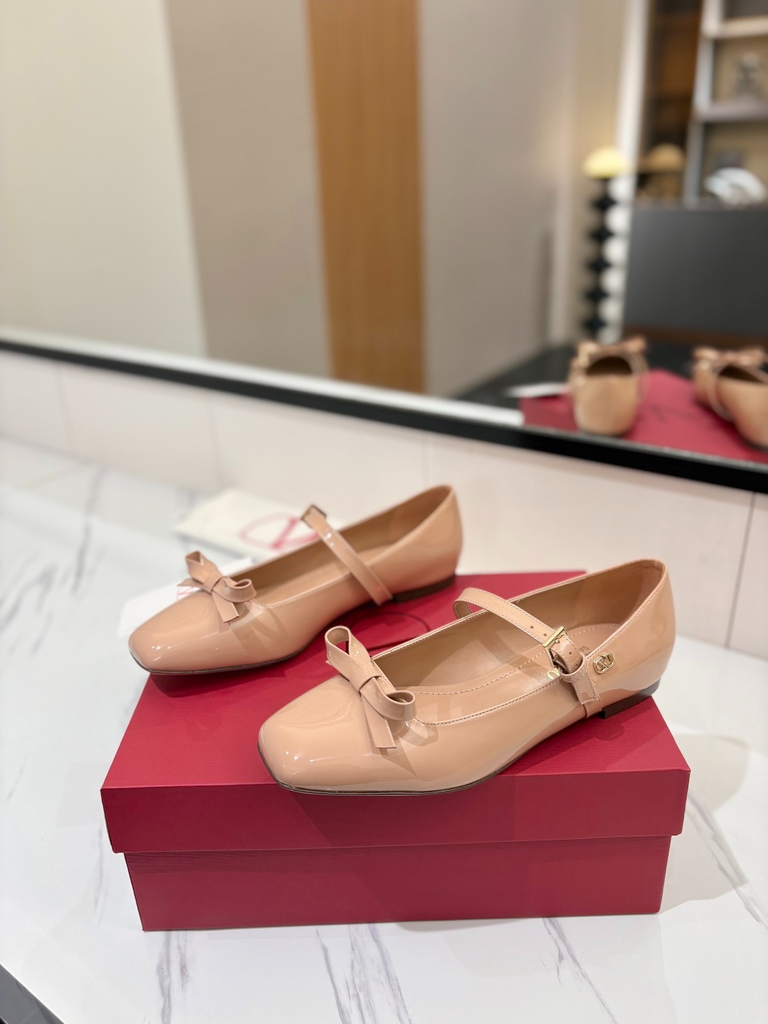 발*티노 25ss 신상 리본 메리제인 플랫슈즈