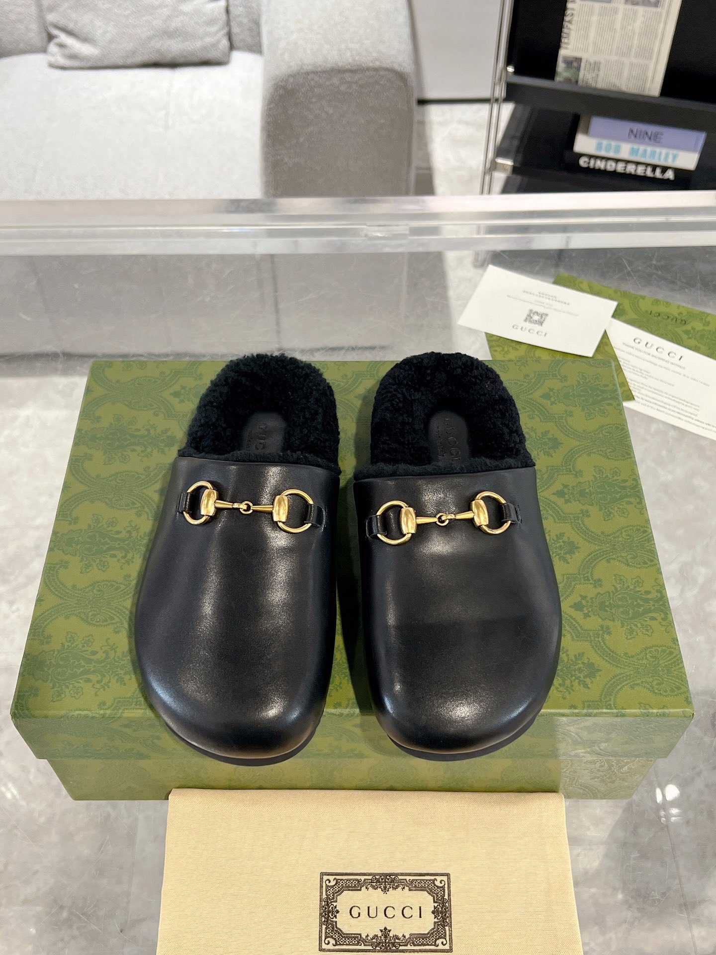 구* 여성 홀스빗뮬 슬리퍼