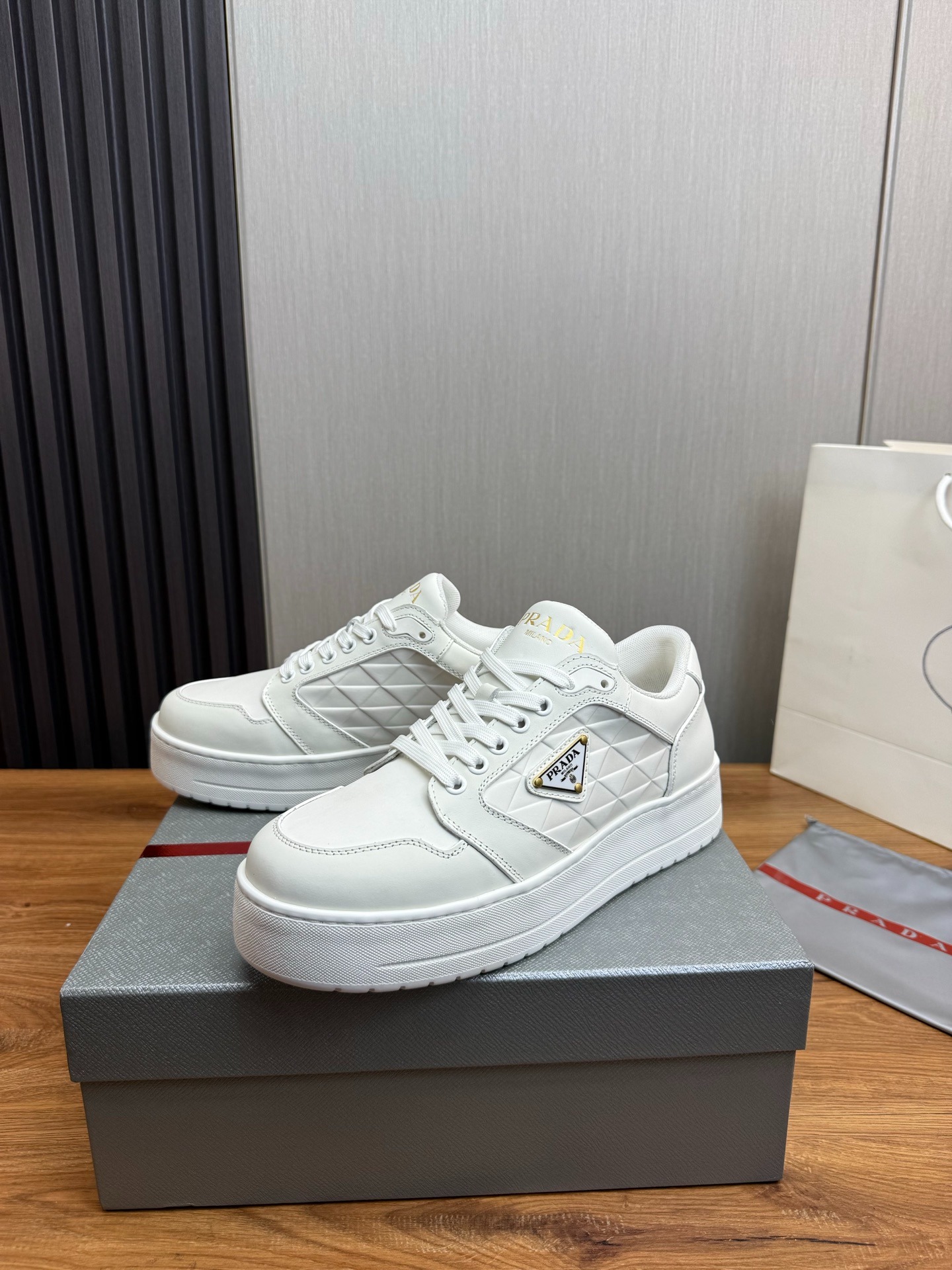 프*다 스니커즈