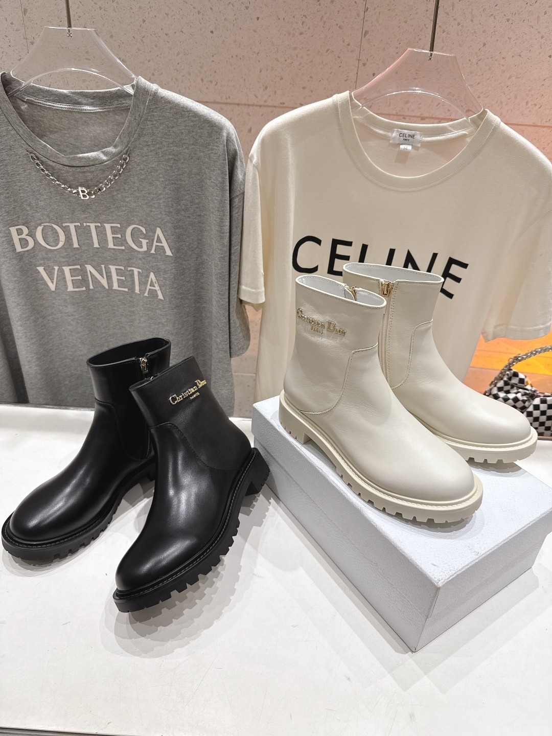 디* 25ss 신상 옆지퍼 플랫 부츠