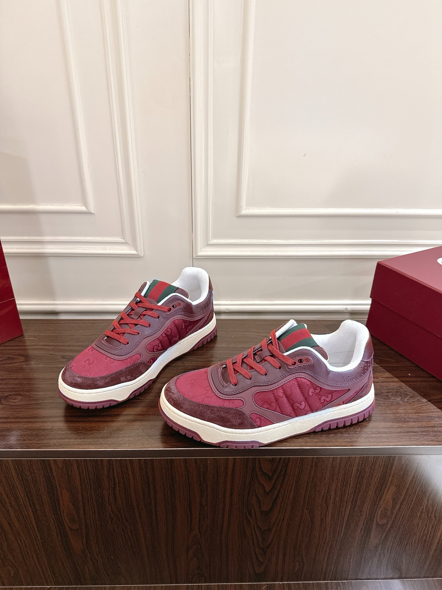 구* 커플 신상 운동화