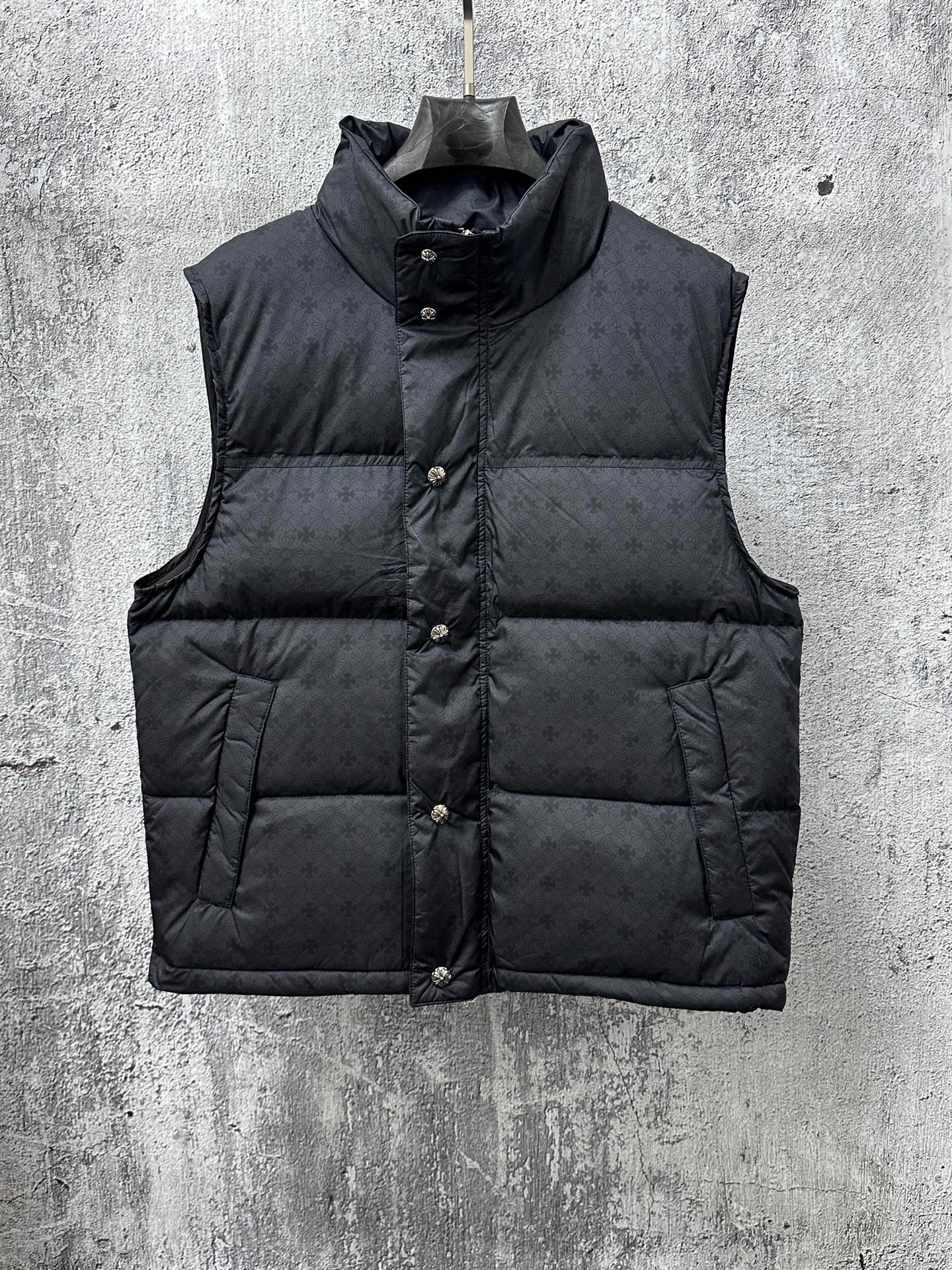 크*하츠 자카드 패딩 베스트