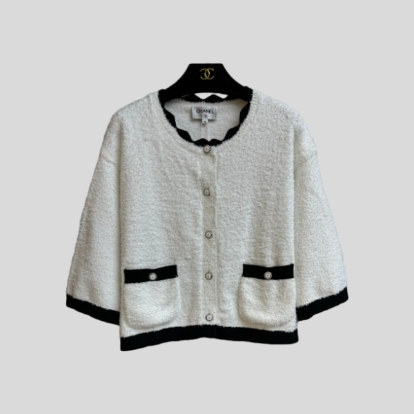 샤넬 웨이비 칼라 가디건