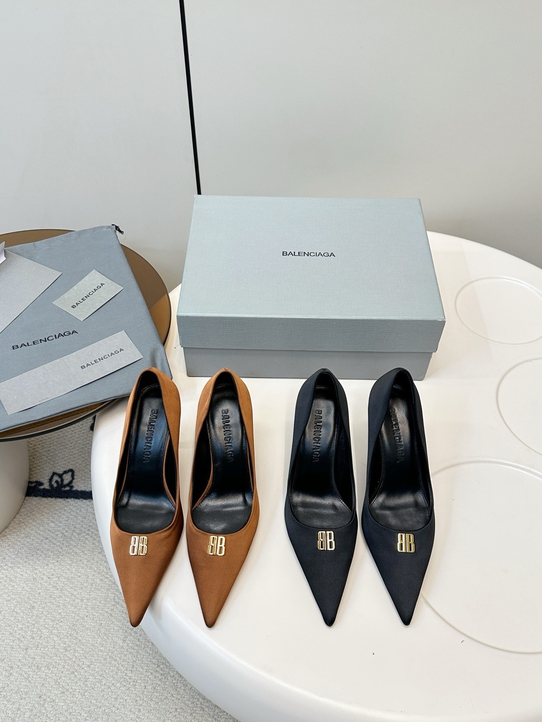 발*시아가 시그니처 버클 힐