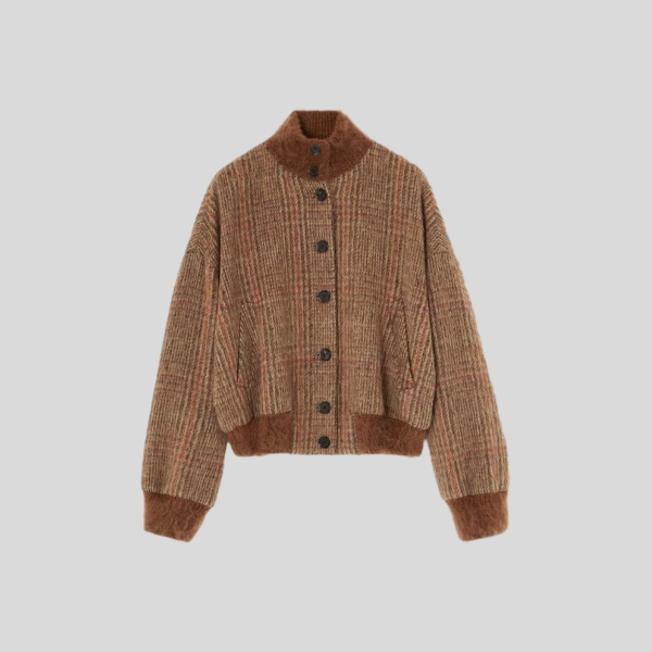 로로피아나 안드레아 카반