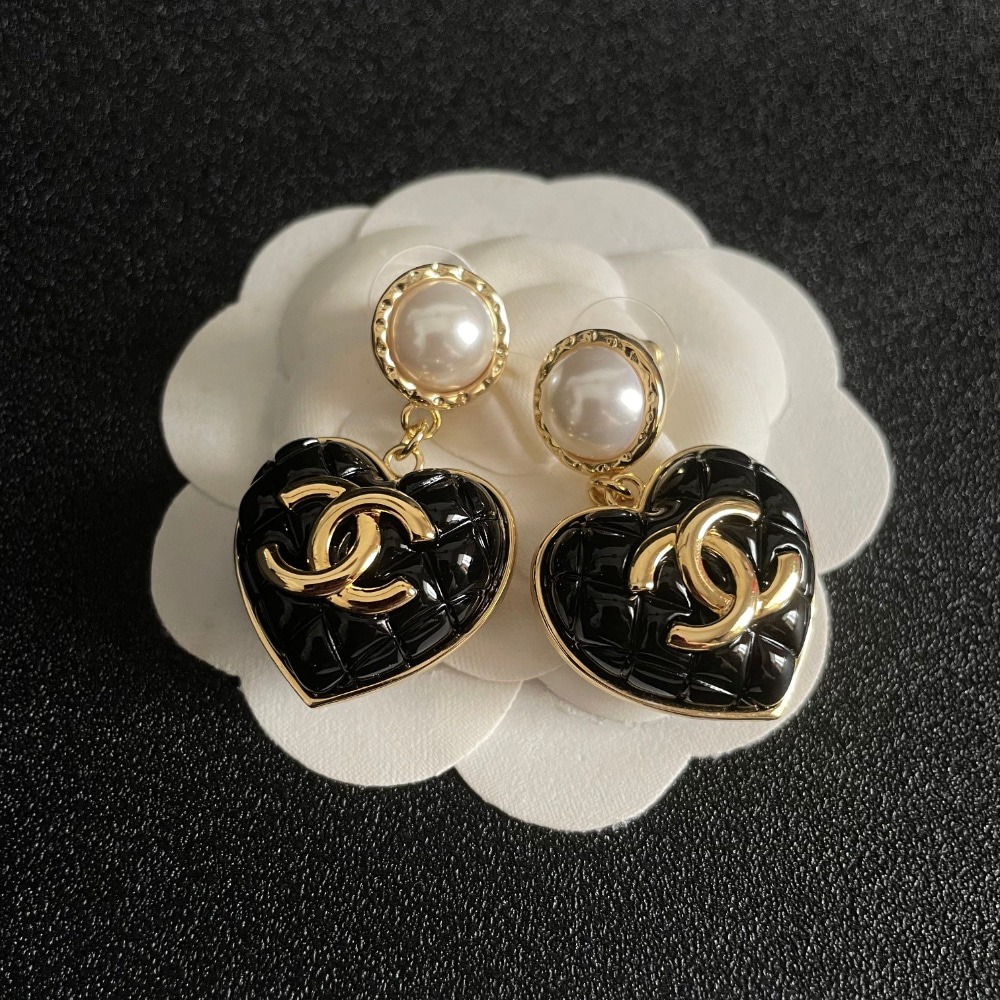 샤* CC 로고 진주 하트 귀걸이 이어링 