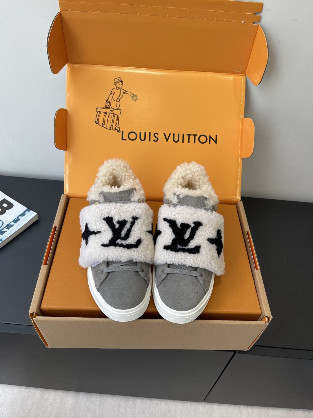 루*비통 신상 캐주얼 슈즈