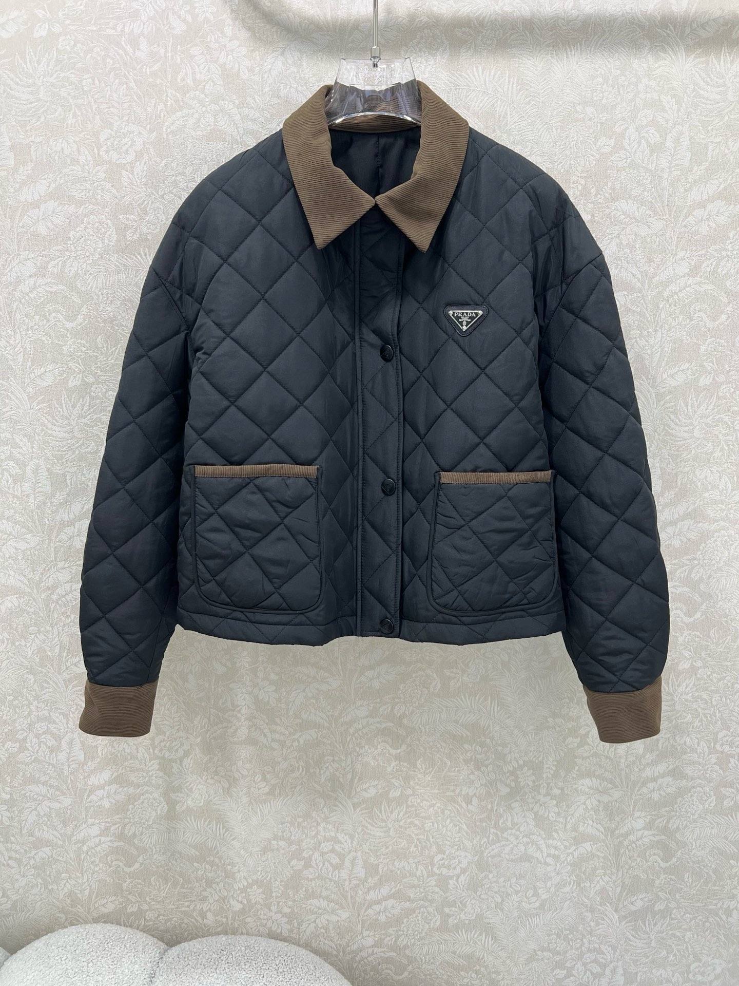 프*다 25 신상 퀼팅 숏 패딩