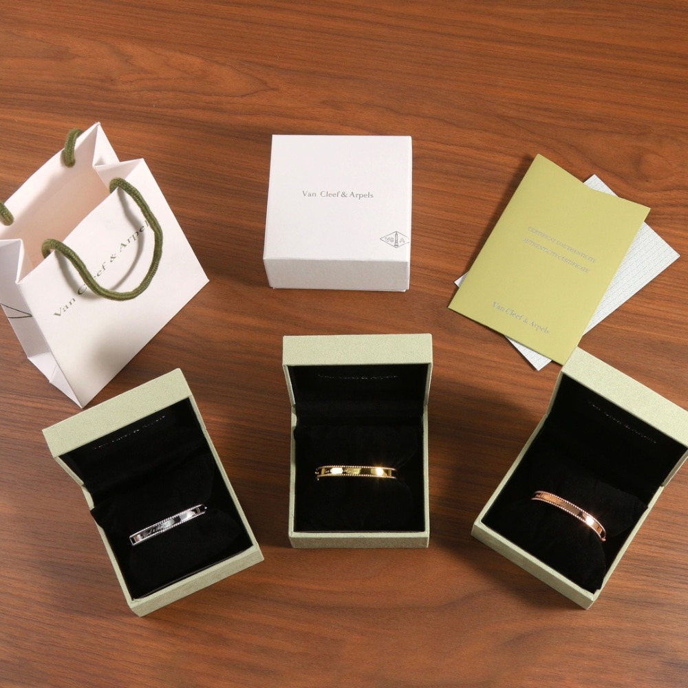 반*프 Arpel* 뻬를리 시그니처 브레이슬릿 팔찌